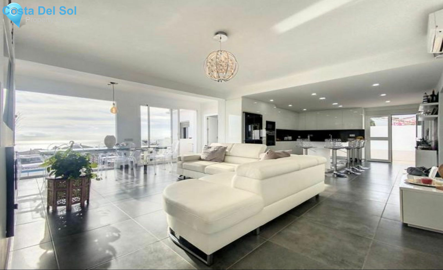 Detached Villa in Estepona-1498051