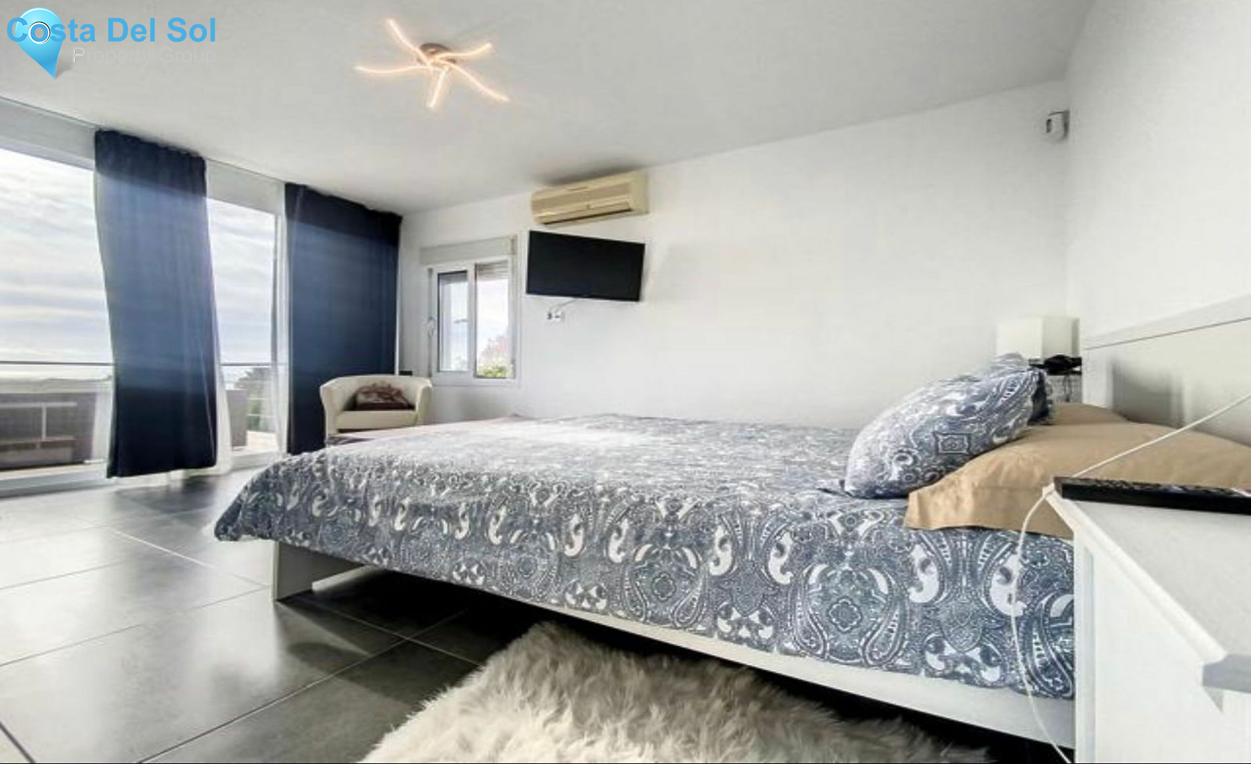 Detached Villa in Estepona-1498060