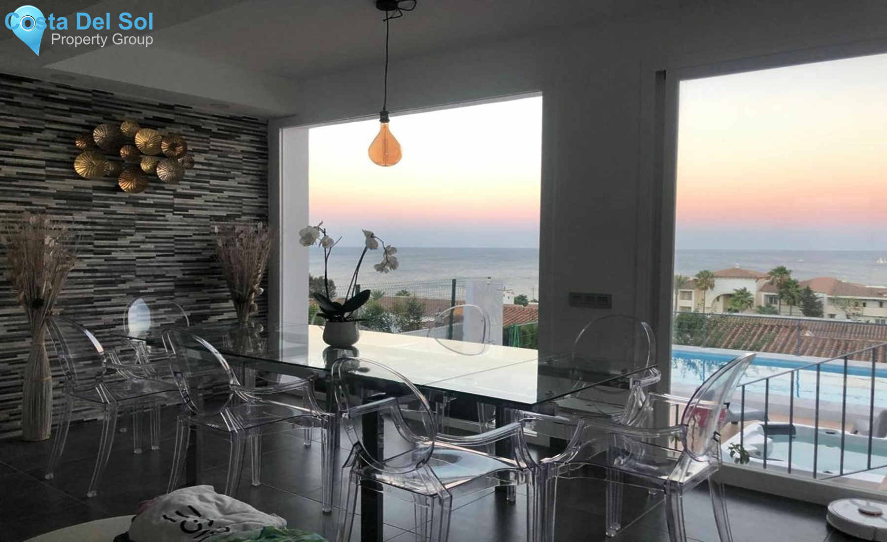 Detached Villa in Estepona-1498069