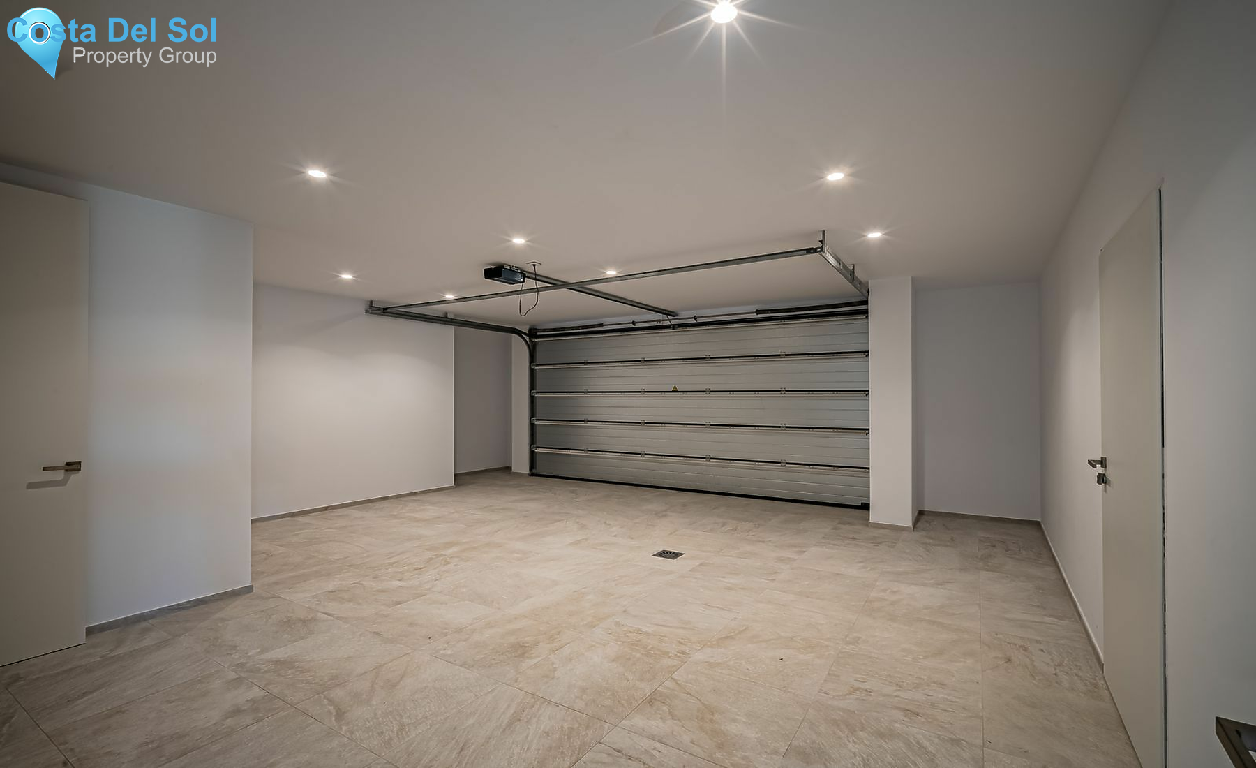 Detached Villa in Estepona-1515777