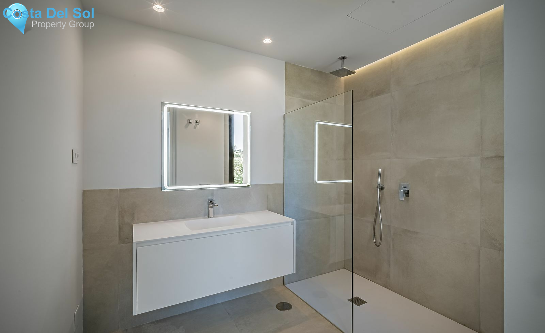 Detached Villa in Estepona-1515775