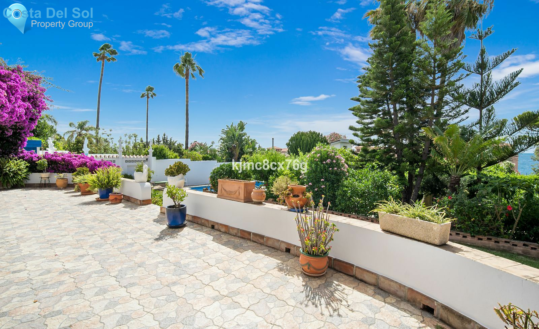 Detached Villa in Estepona-1516403
