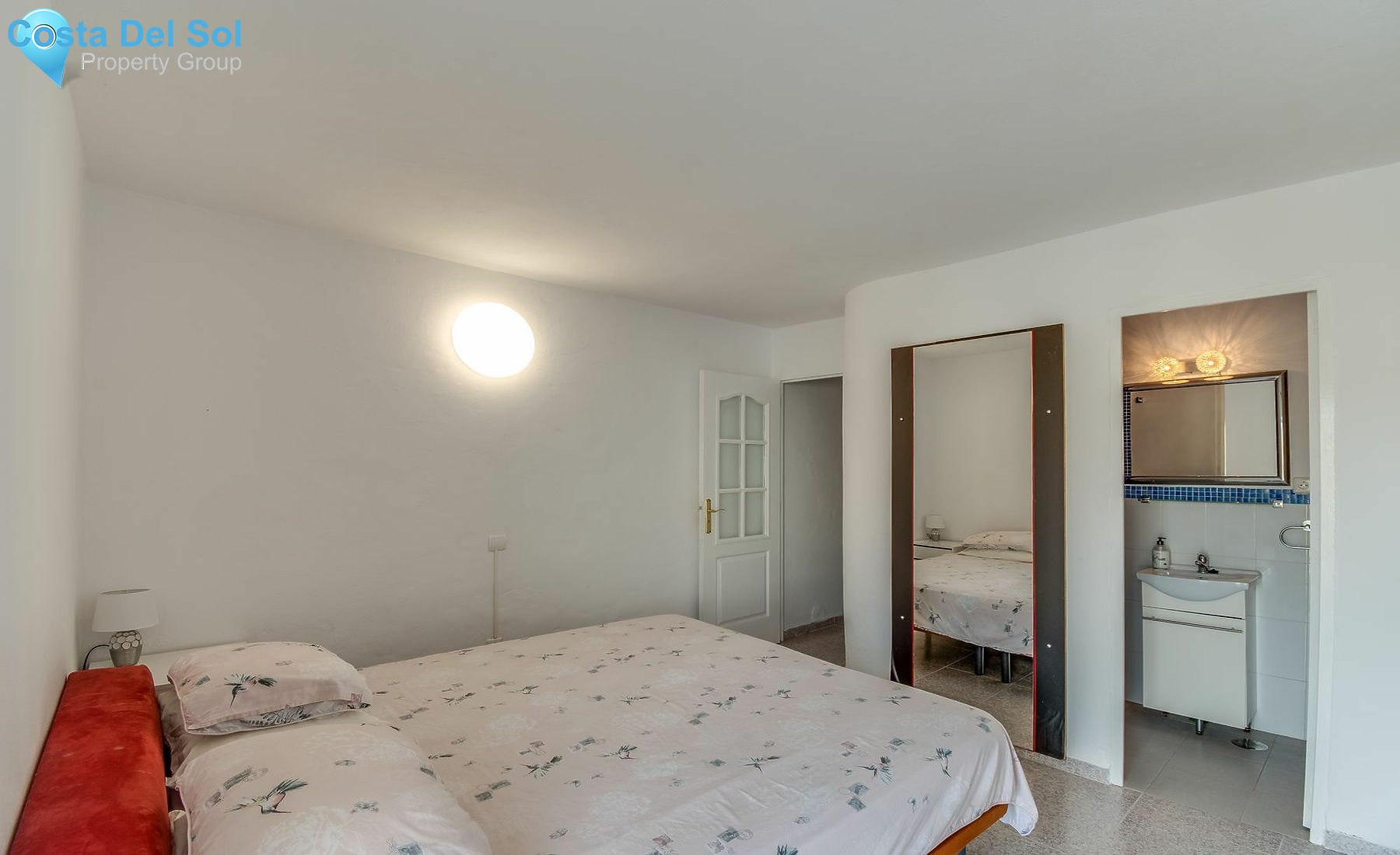 Detached Villa in Estepona-1544320