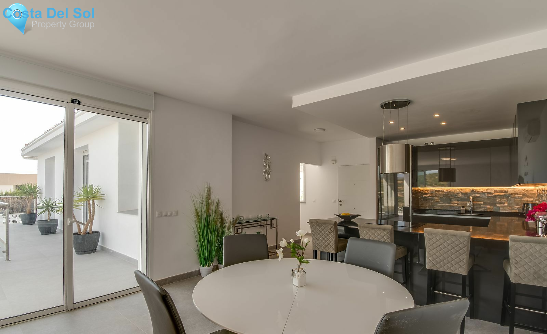 Detached Villa in Estepona-1544310