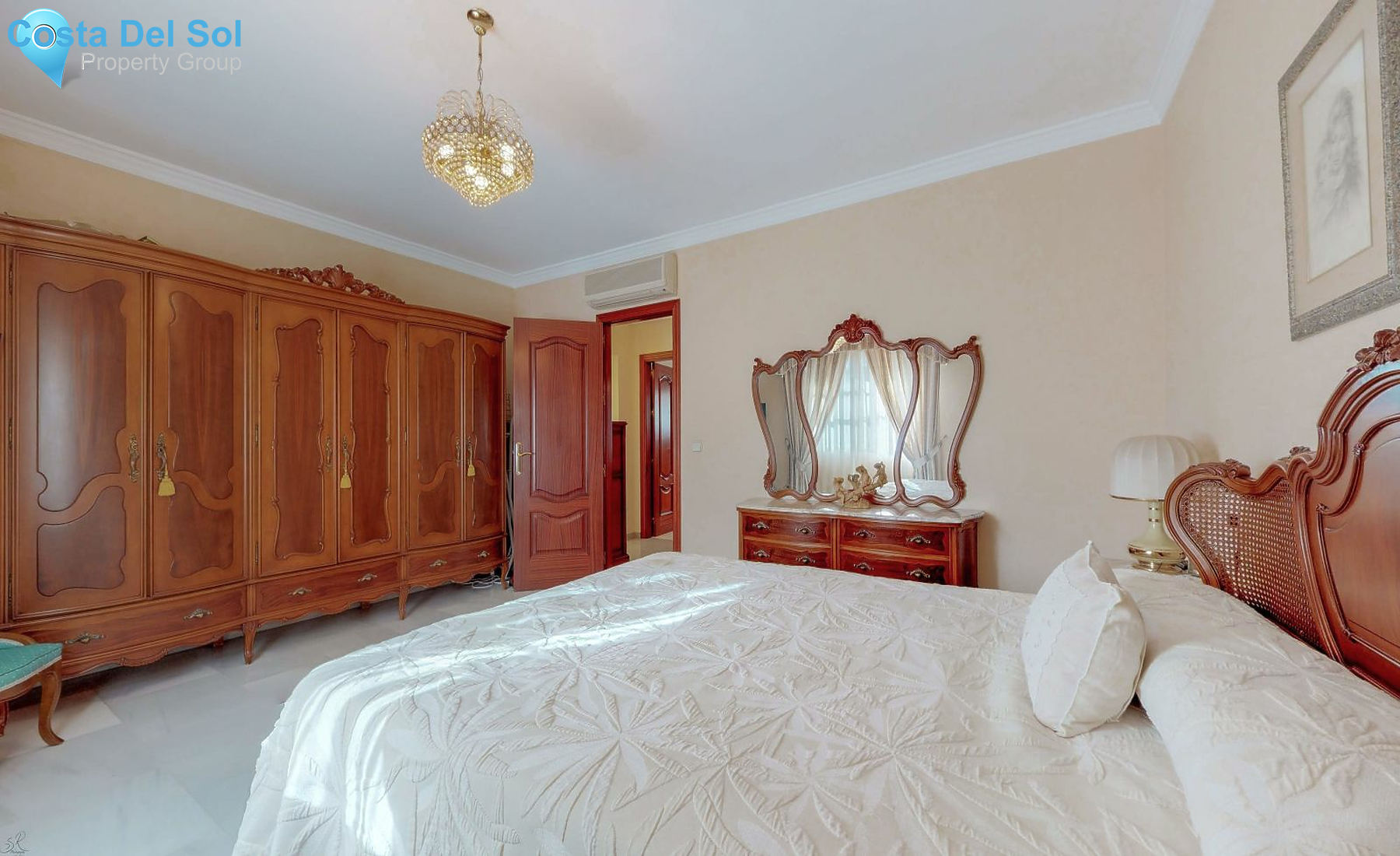 Detached Villa in Fuengirola-1399620