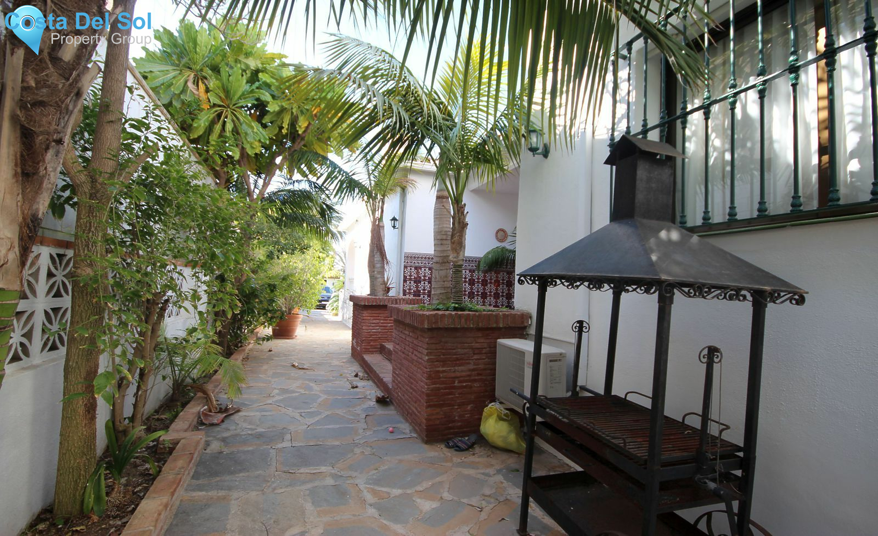 Detached Villa in Guadalmina Alta-1211101