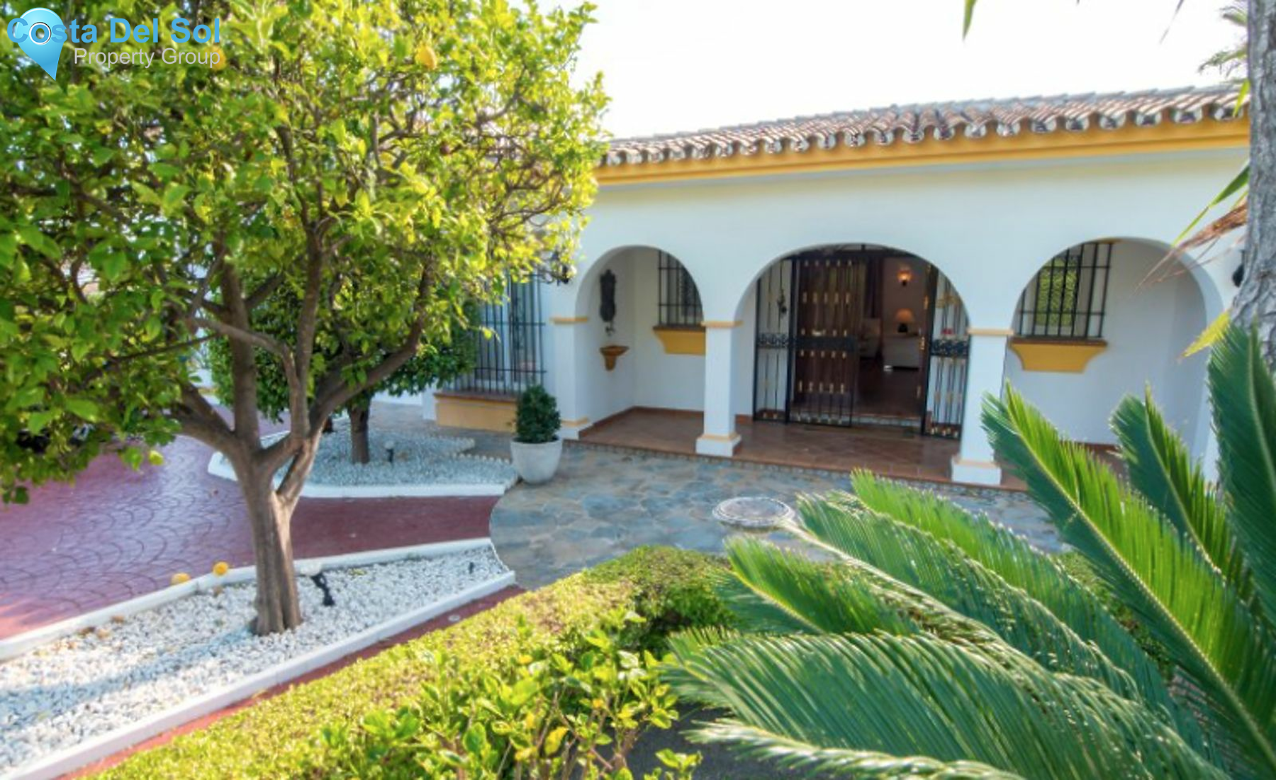 Detached Villa in Guadalmina Alta-1215466