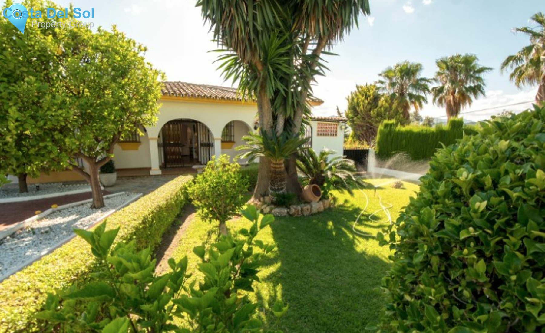 Detached Villa in Guadalmina Alta-1215468