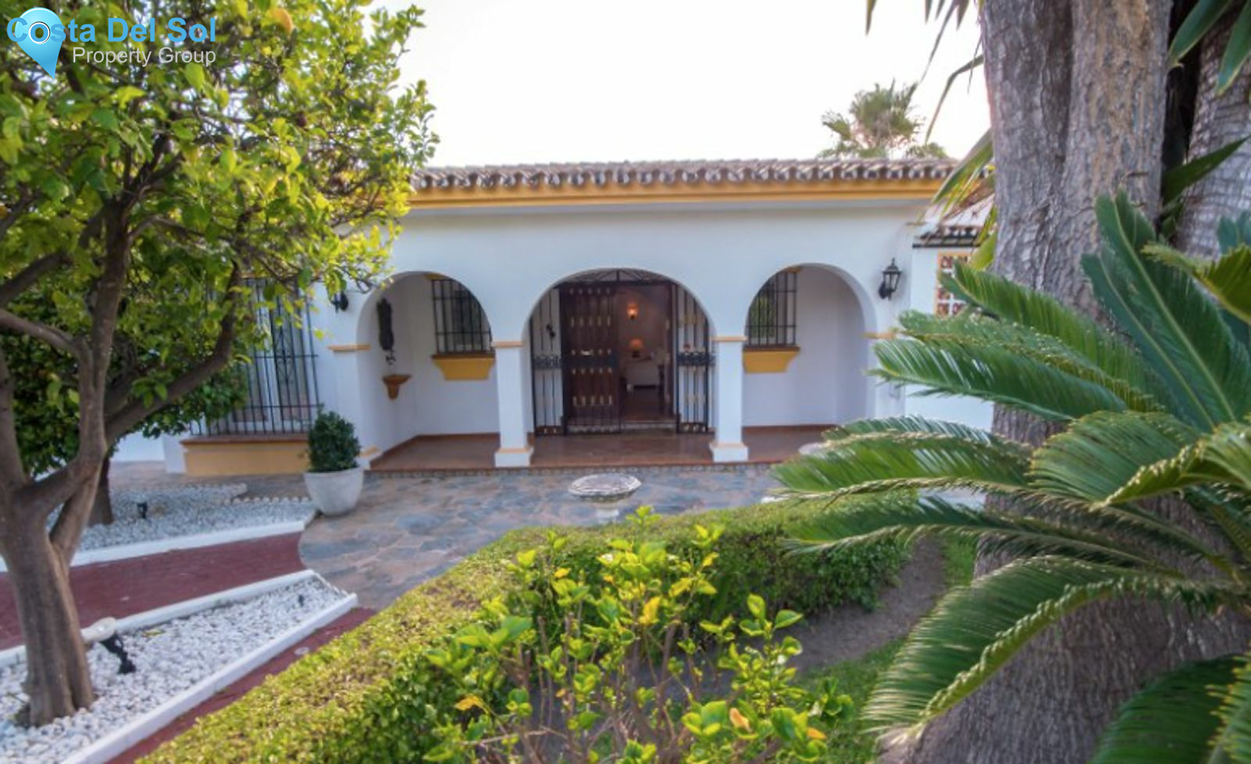 Detached Villa in Guadalmina Alta-1215469
