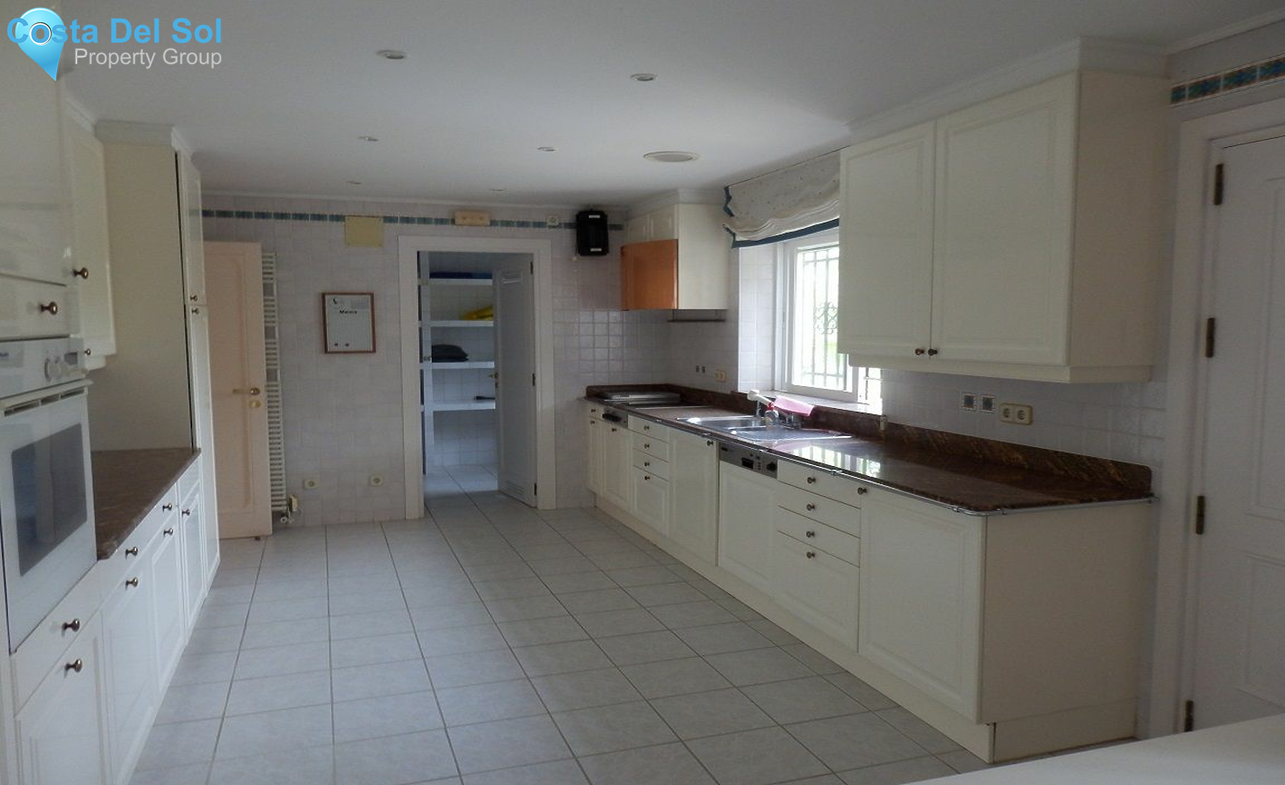 Detached Villa in Guadalmina Baja-1175219