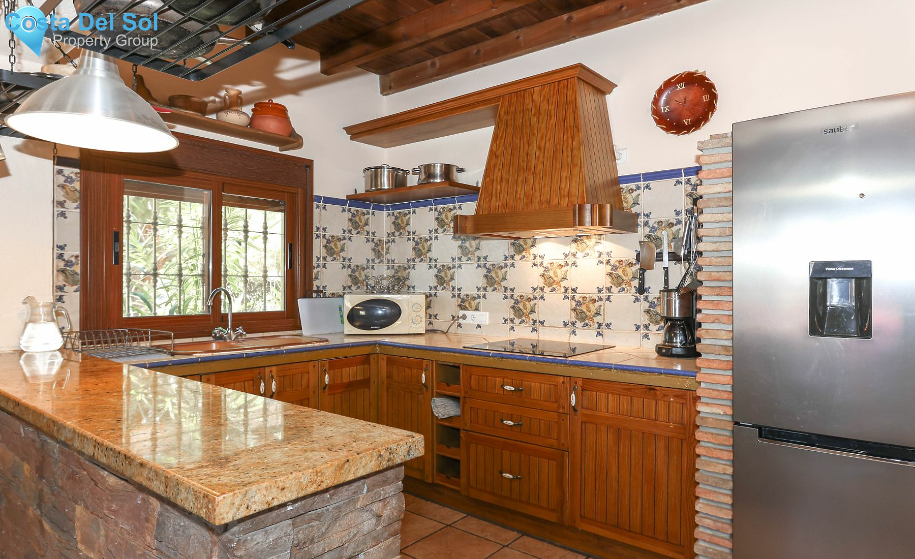 Detached Villa in Guaro-1218004