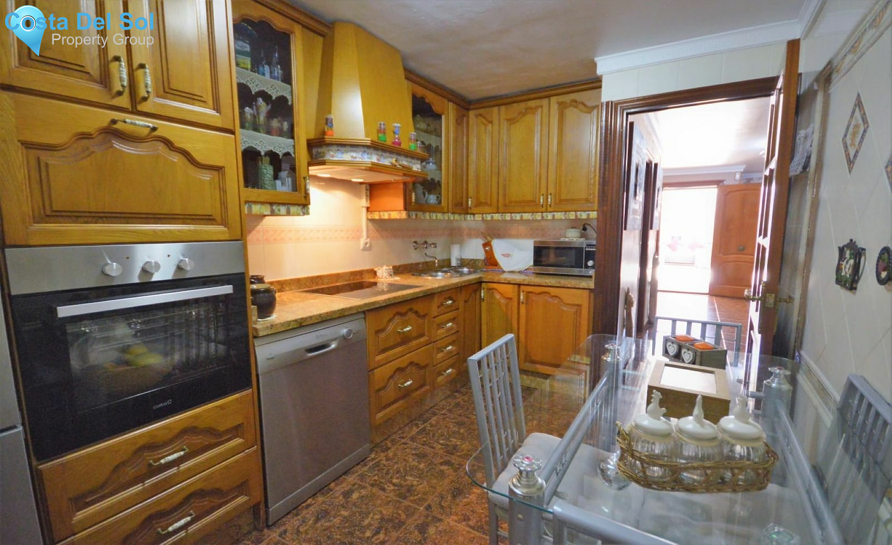 Detached Villa in La Campana-1532047