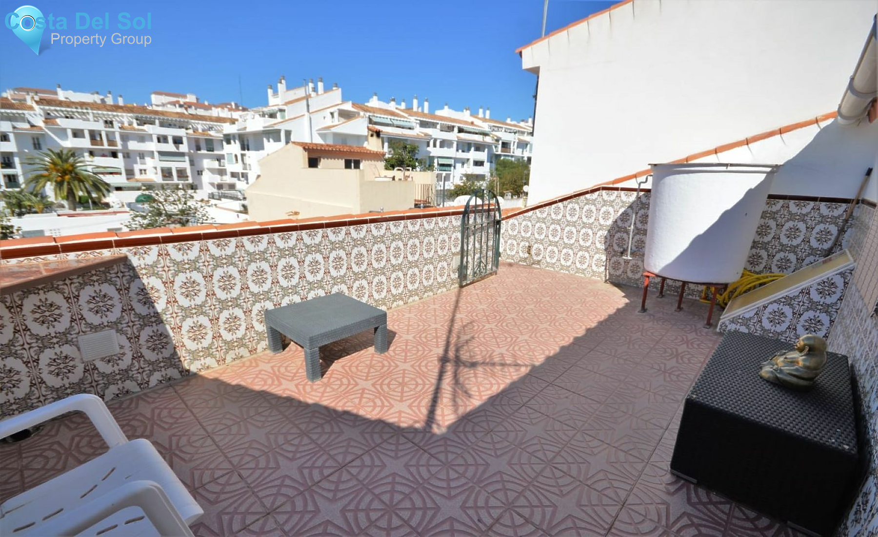 Detached Villa in La Campana-1532049