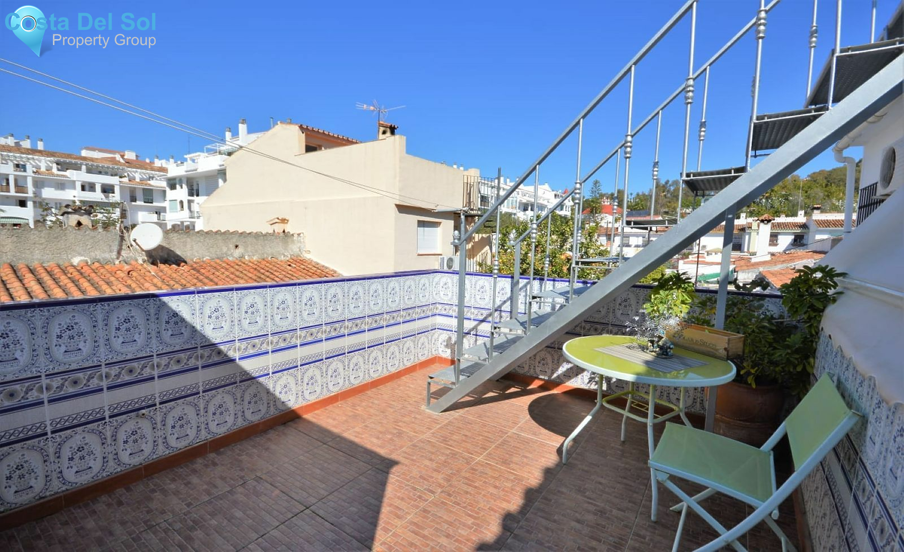 Detached Villa in La Campana-1532050