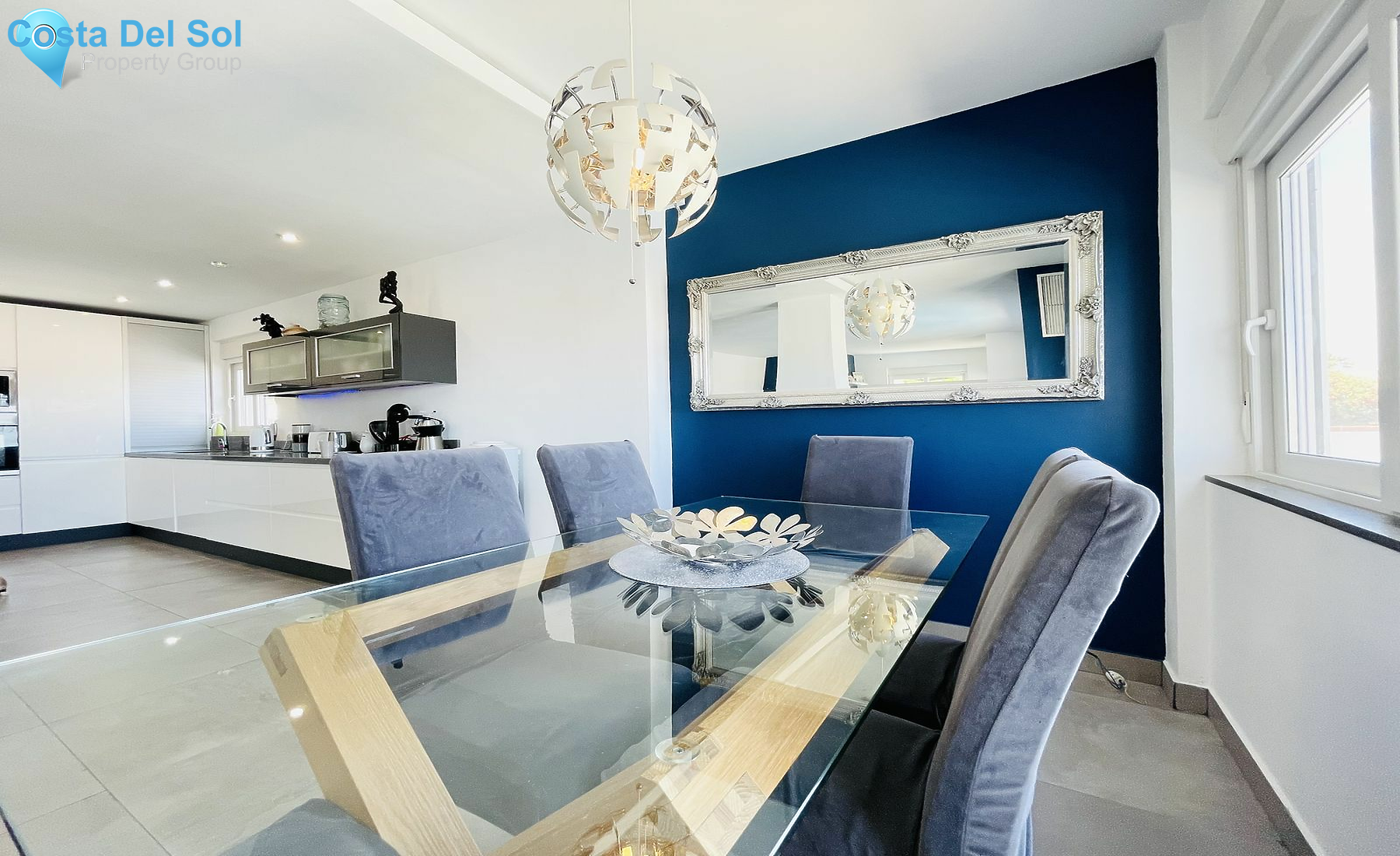 Detached Villa in La Duquesa-1492800