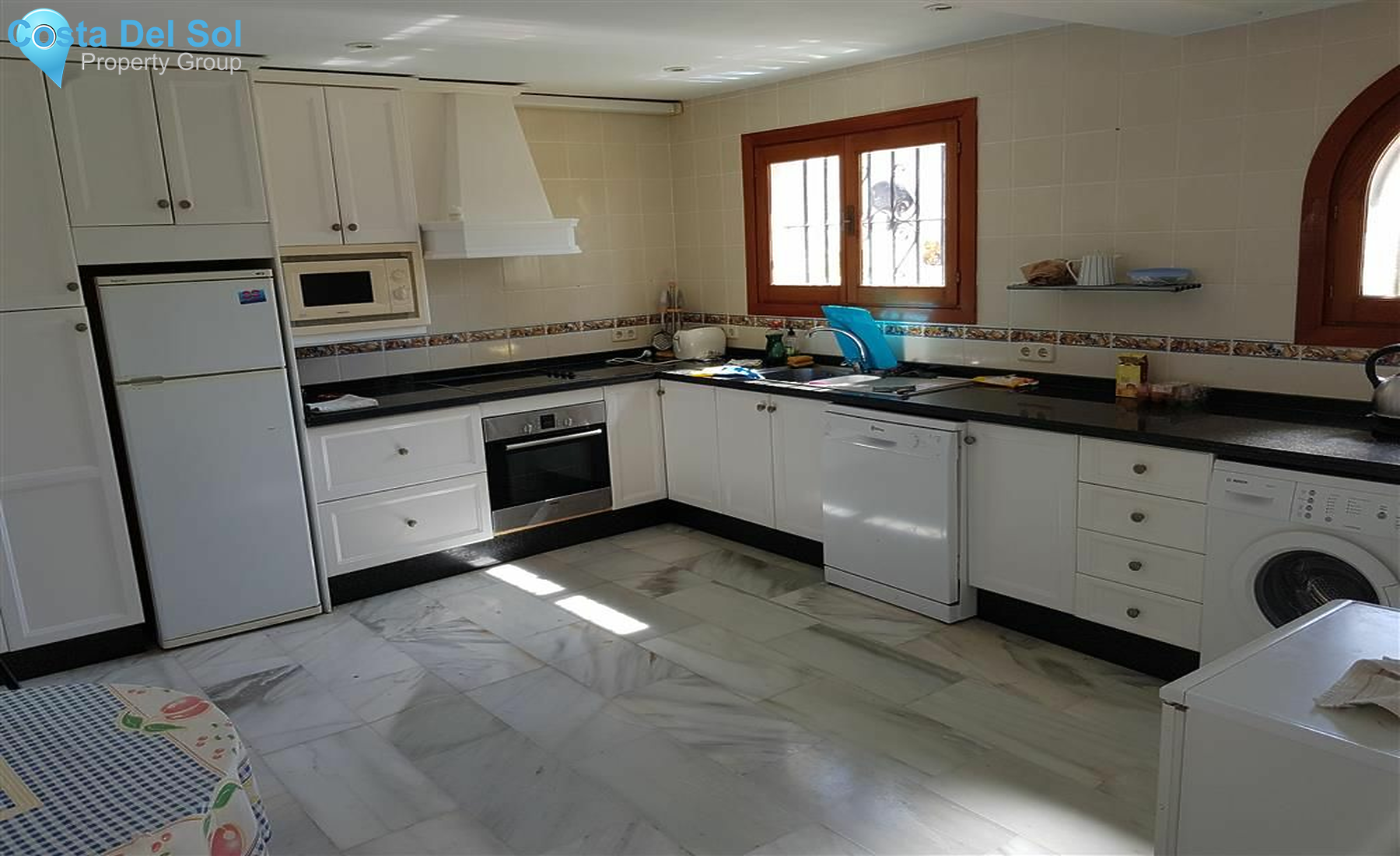 Detached Villa in La Duquesa-1551481