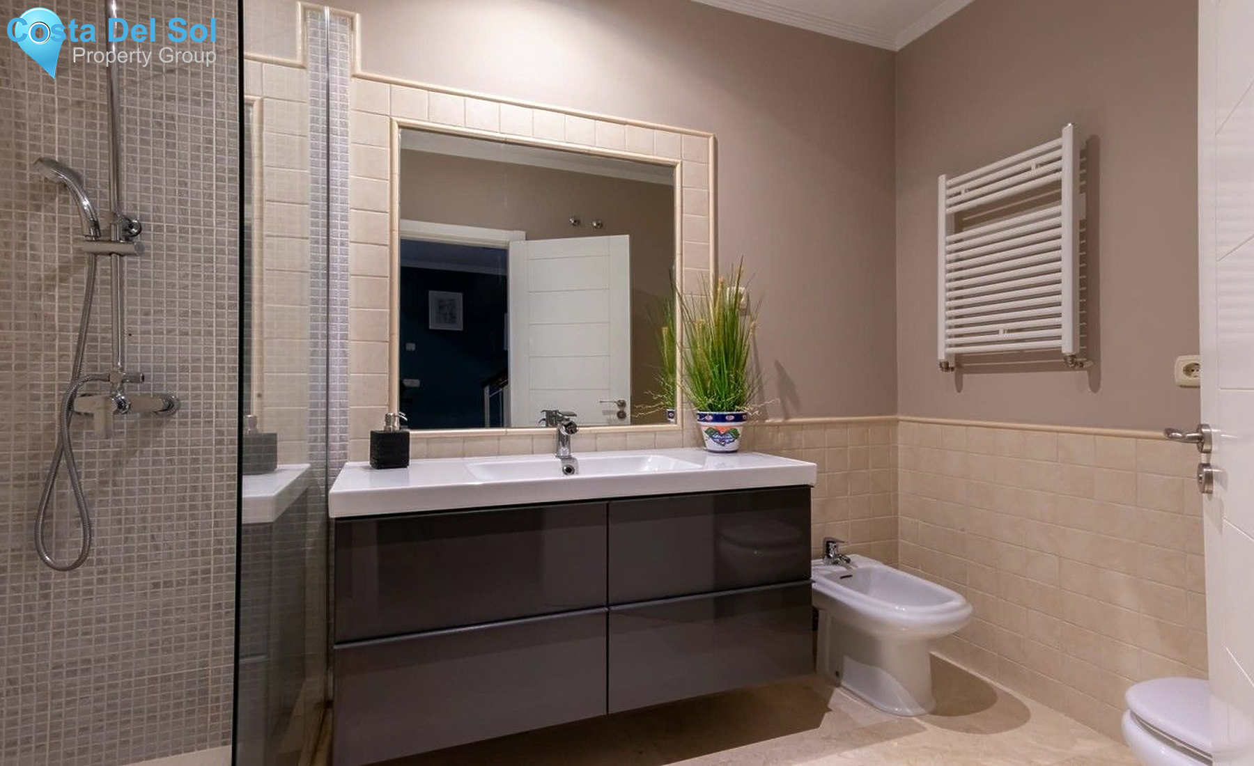 Detached Villa in La Mairena-1169168