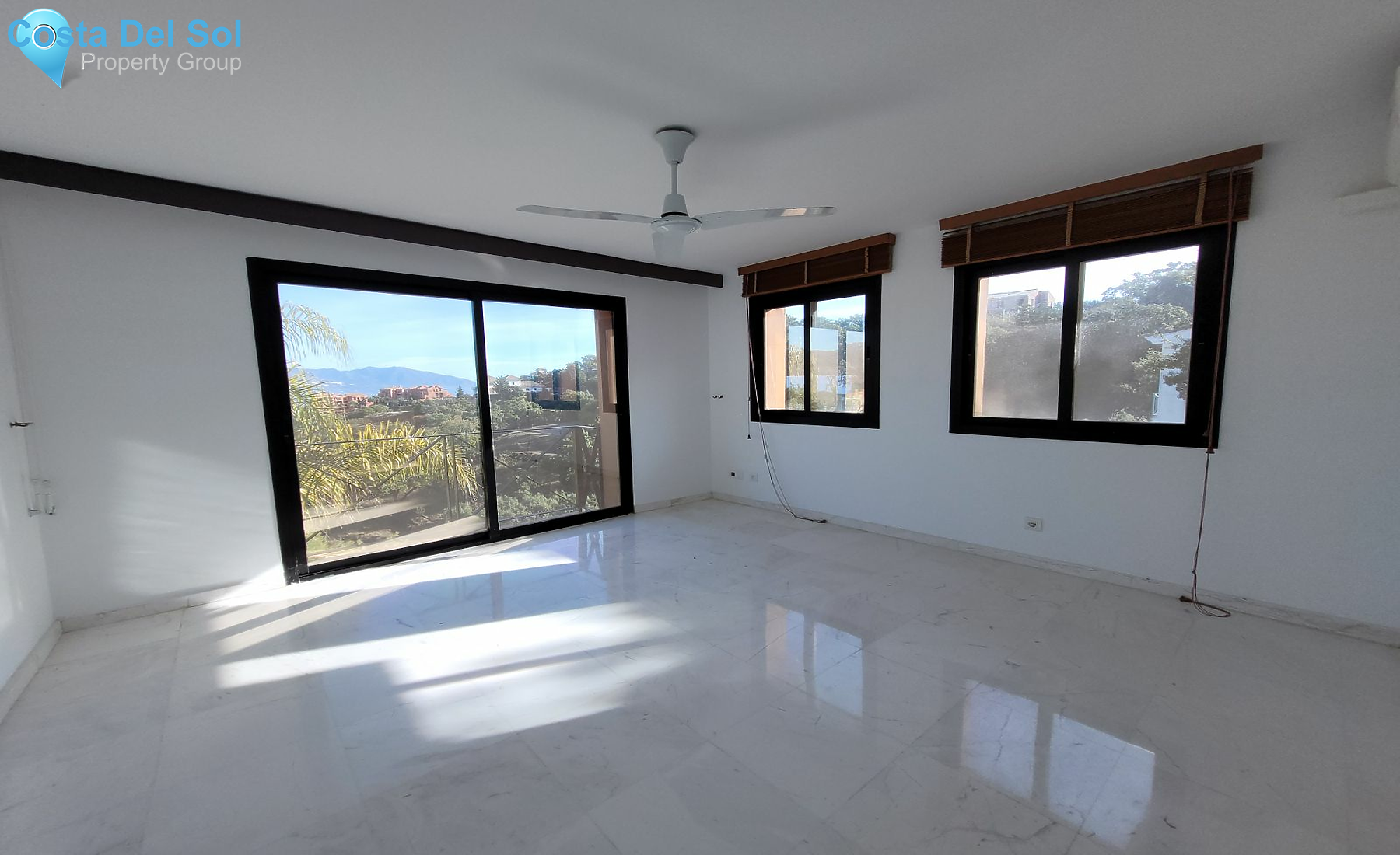 Detached Villa in La Mairena-1443412