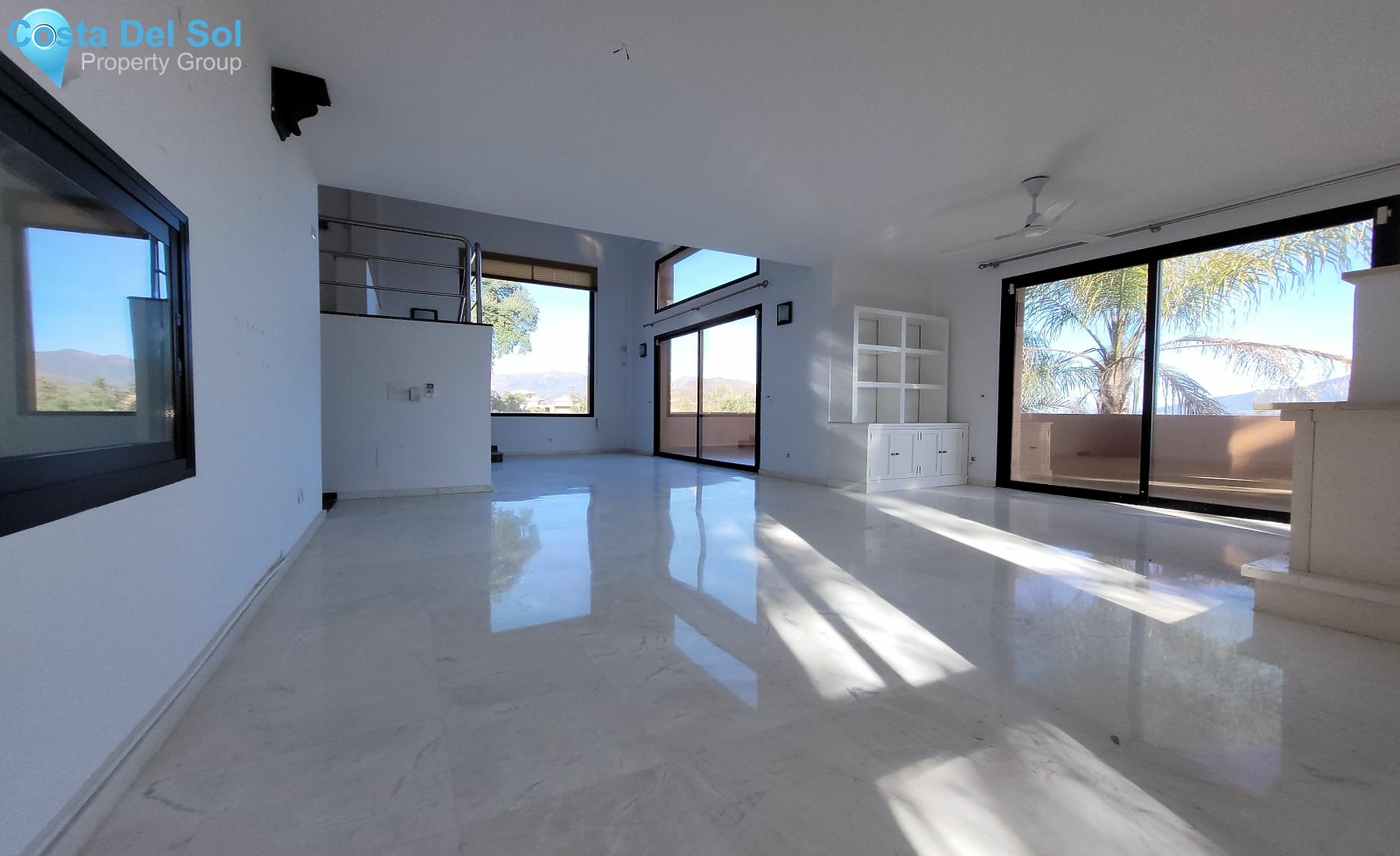Detached Villa in La Mairena-1443415