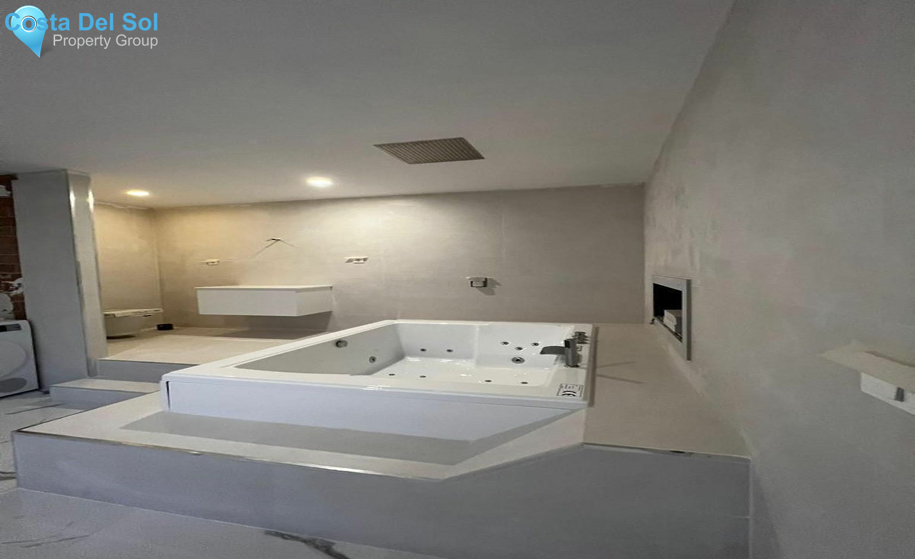 Detached Villa in Las Brisas-1145734