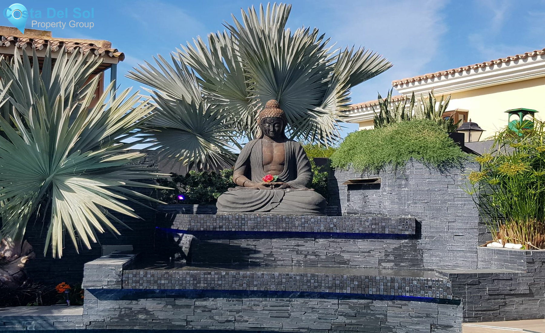 Detached Villa in Las Chapas-1181206