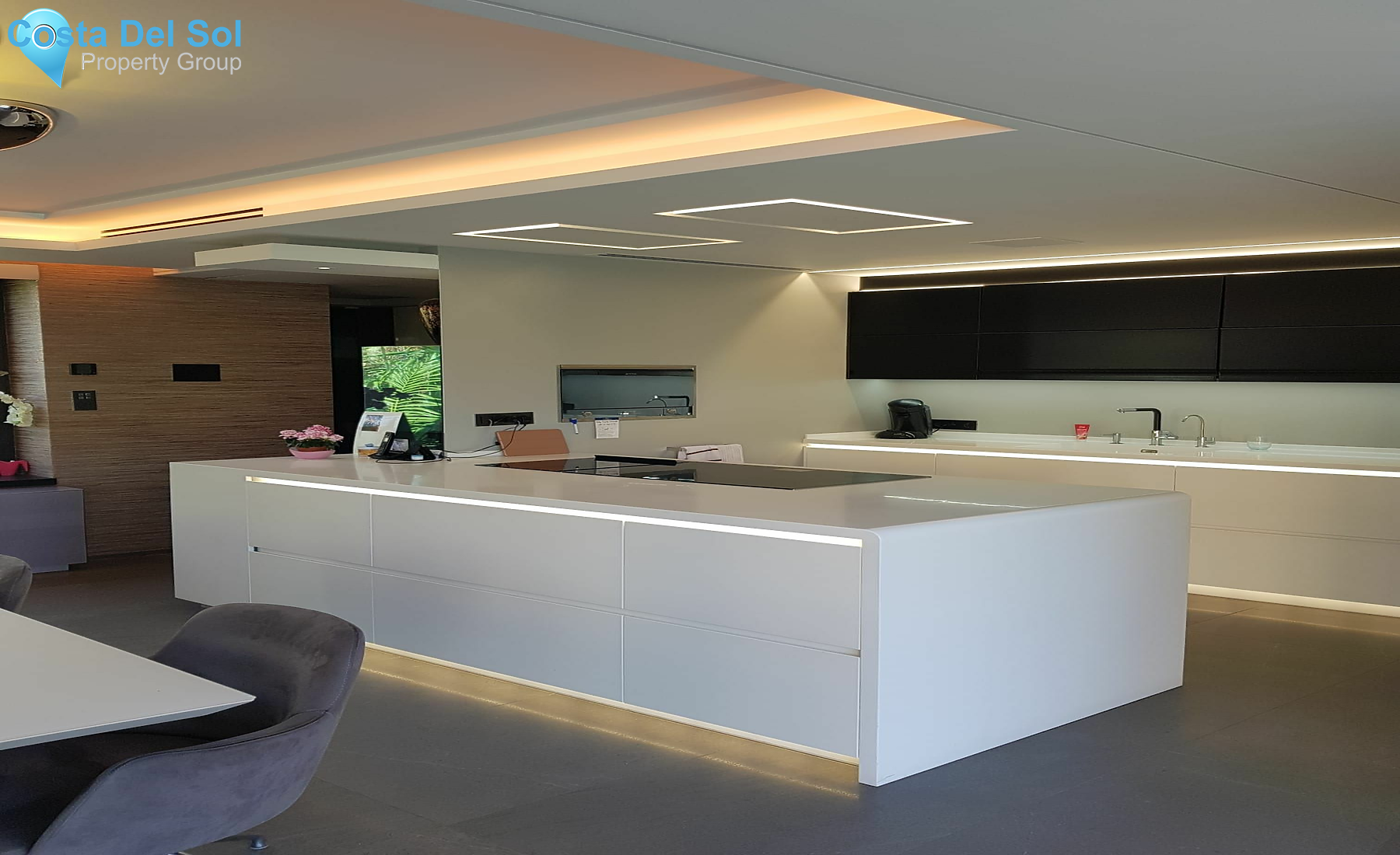 Detached Villa in Las Chapas-1181214