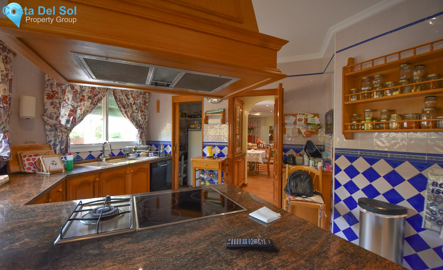 Detached Villa in Las Chapas-1213043