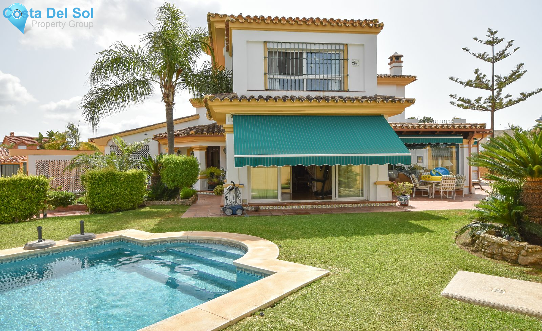 Detached Villa in Las Chapas-1213032