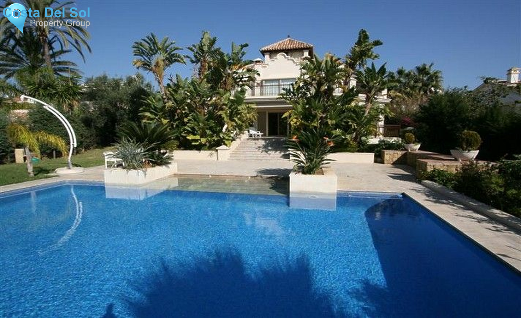 Detached Villa in Las Chapas-1215006