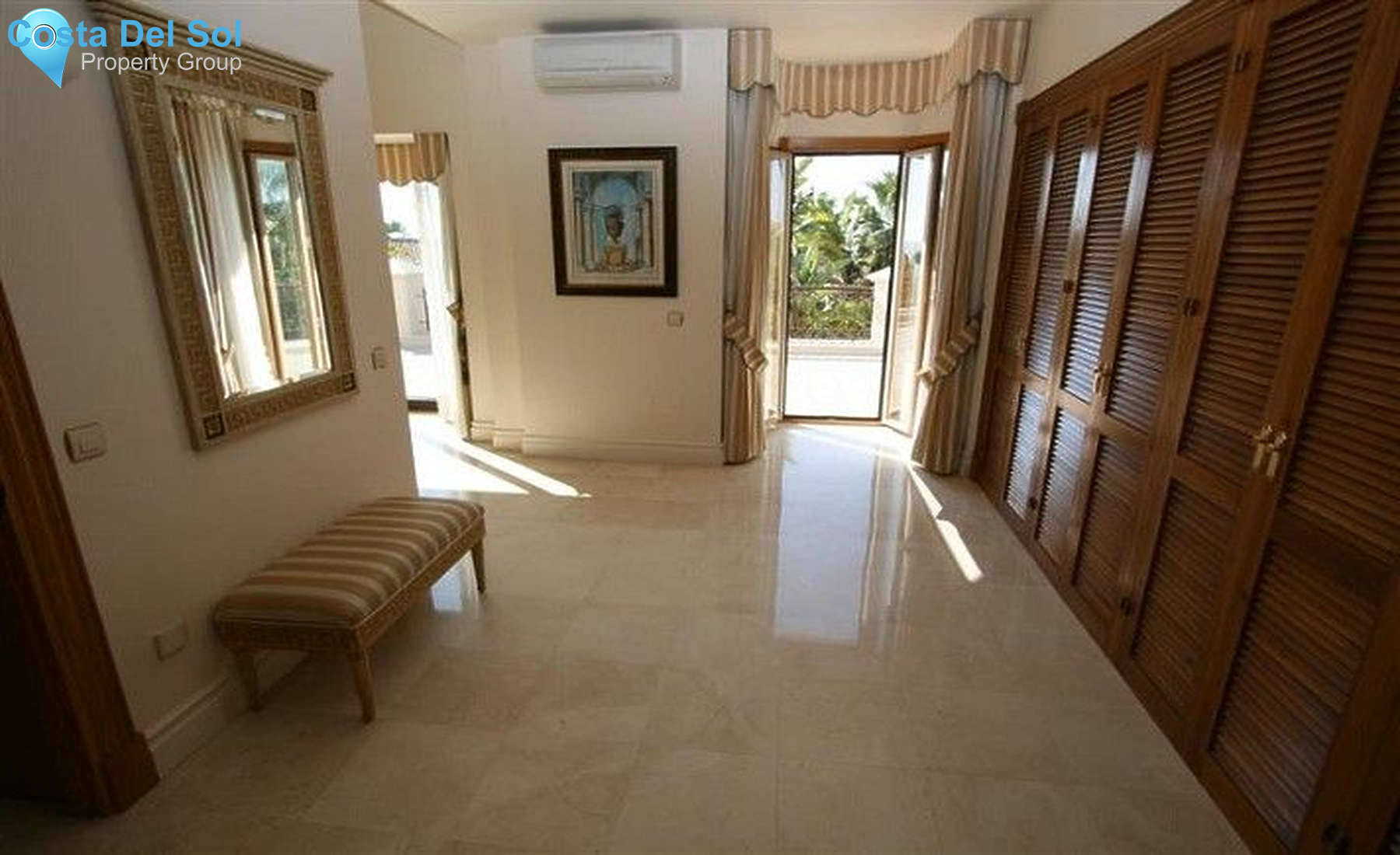 Detached Villa in Las Chapas-1214996
