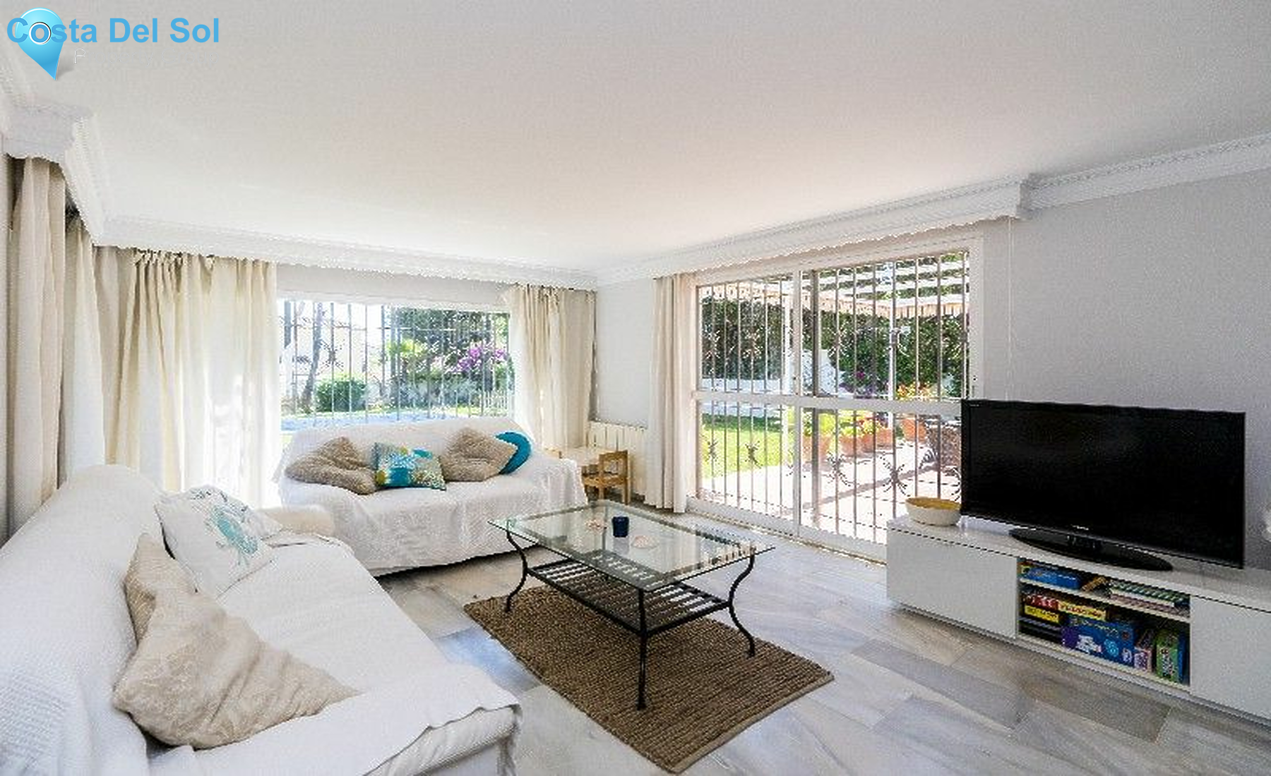 Detached Villa in Las Chapas-1419190