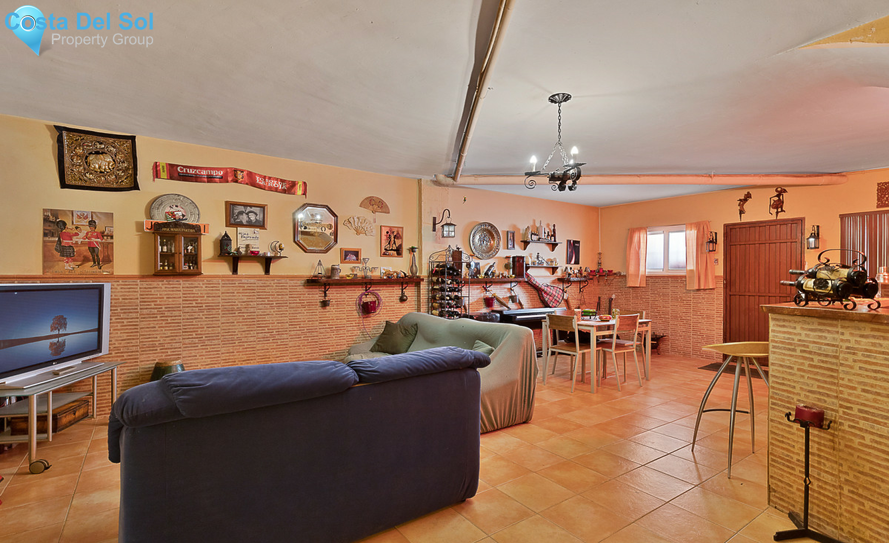 Detached Villa in Las Lagunas-695685