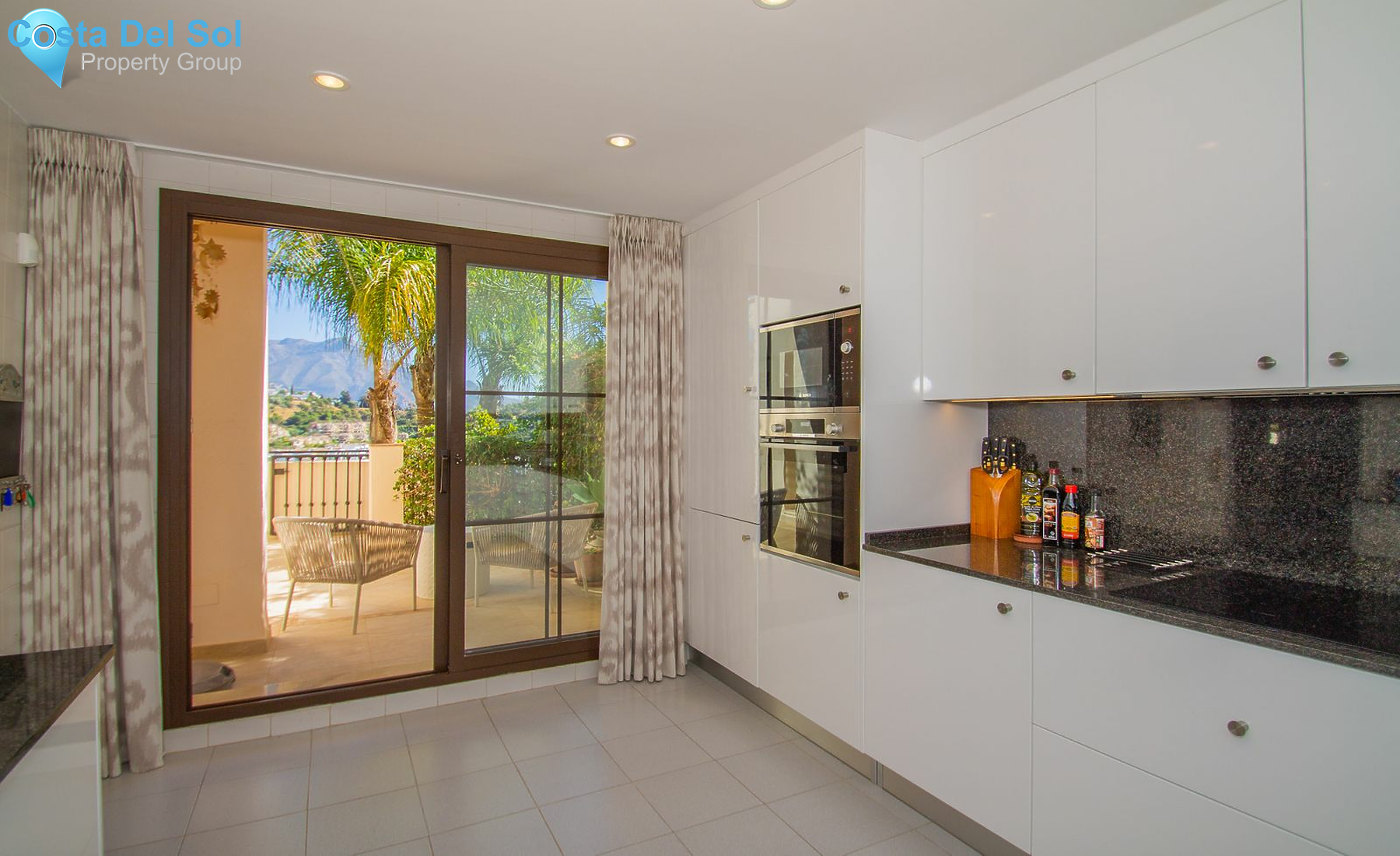 Detached Villa in Los Arqueros-1485777