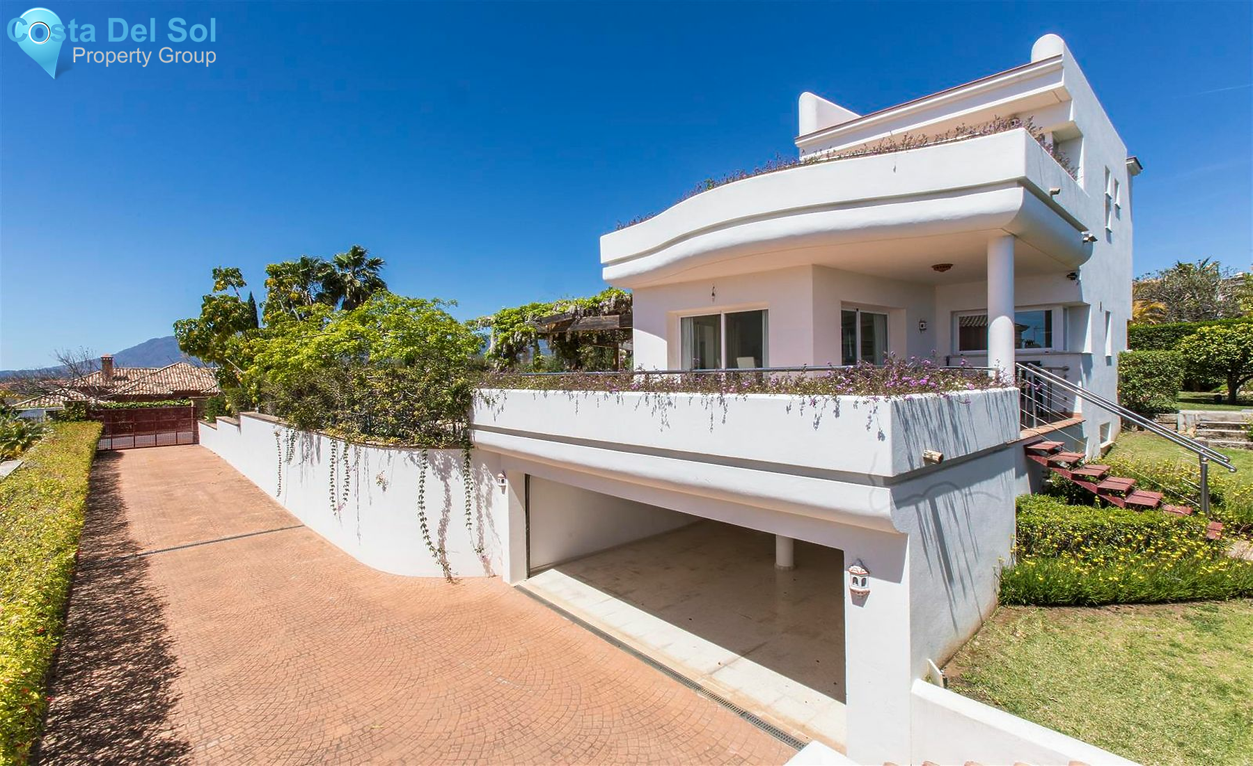 Detached Villa in Los Flamingos-1397977