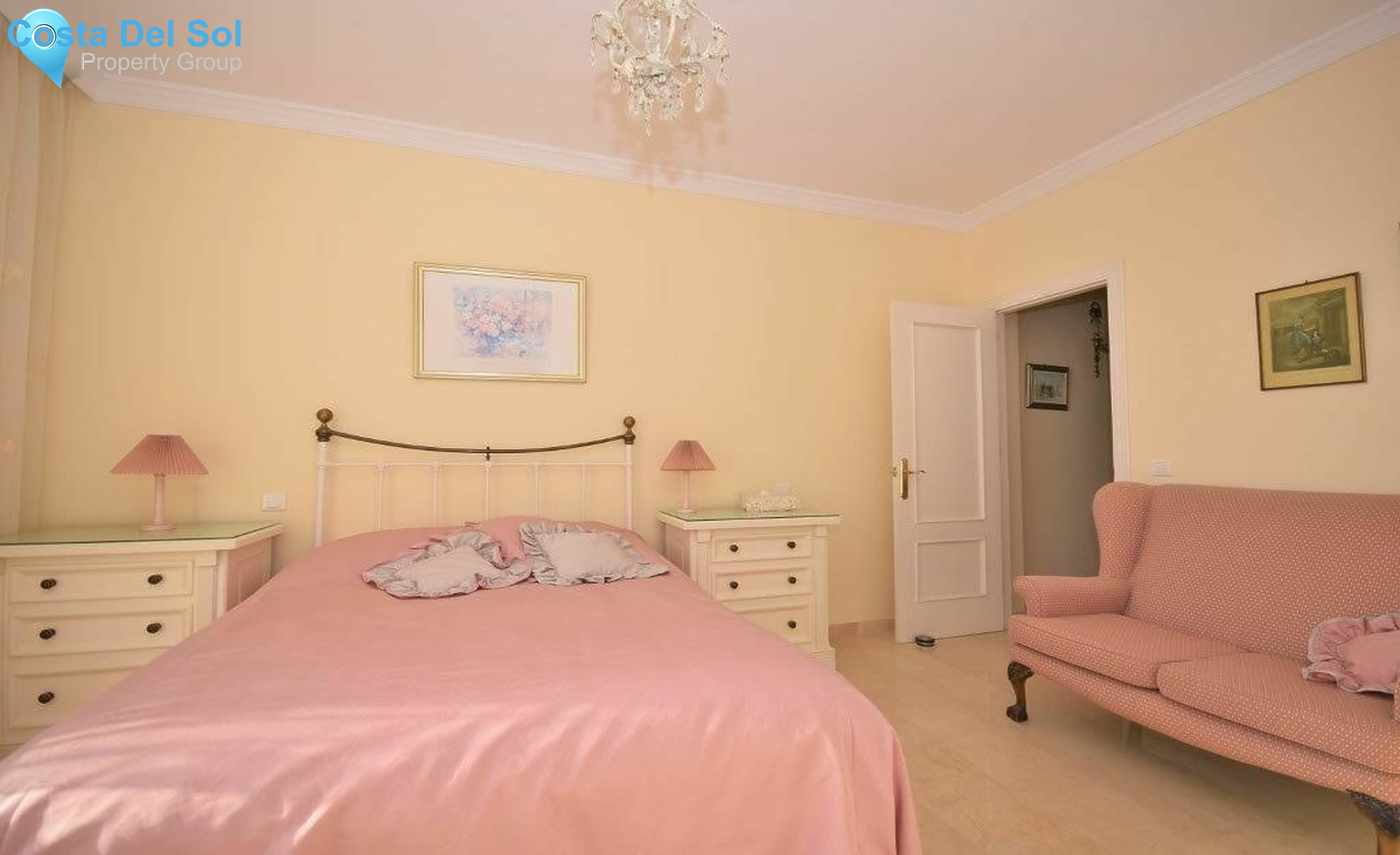 Detached Villa in Manilva-1200629