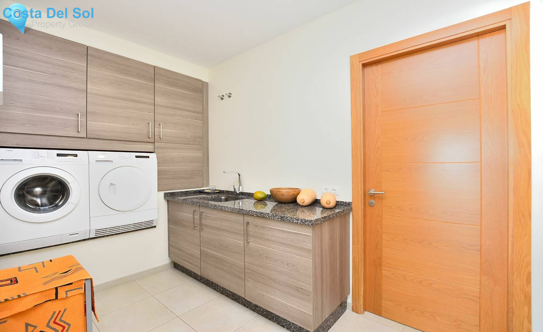 Detached Villa in Marbella-1127666