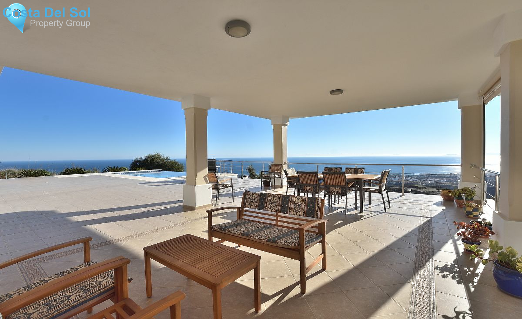 Detached Villa in Marbella-1127658