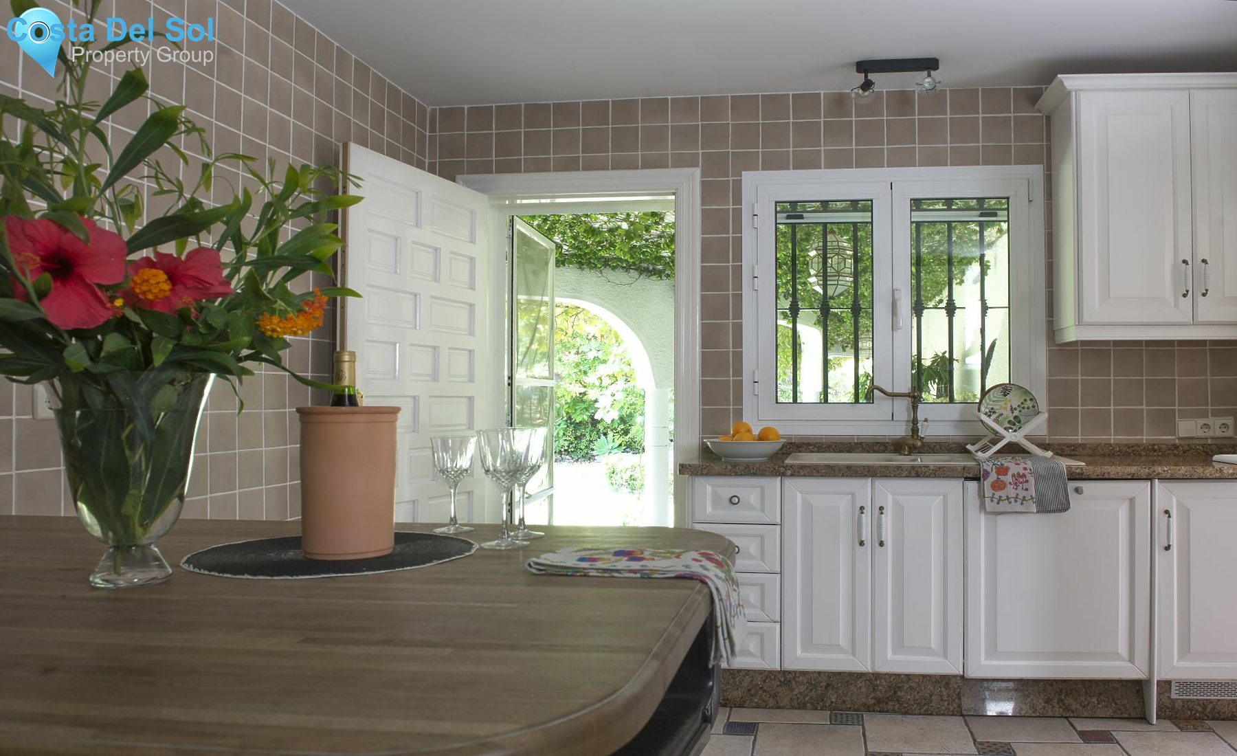 Detached Villa in Marbella-1130954