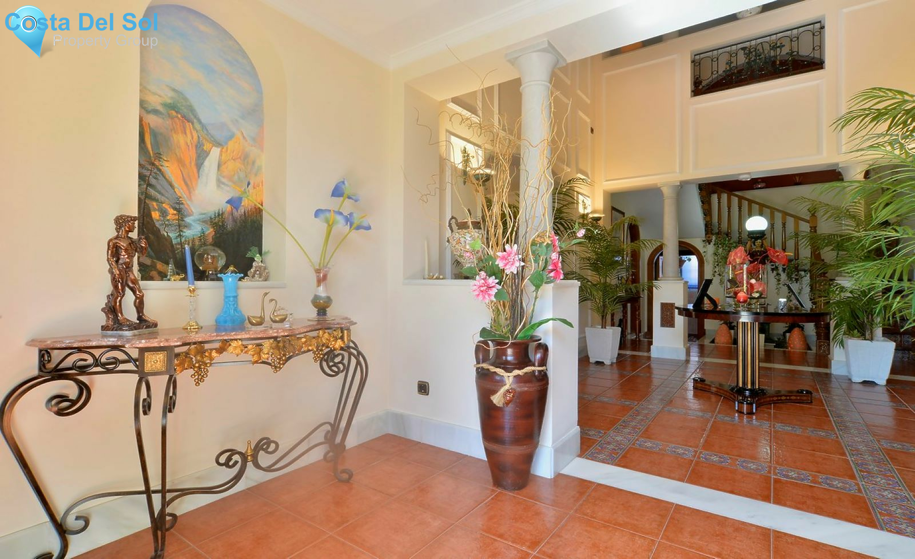 Detached Villa in Marbella-1205063