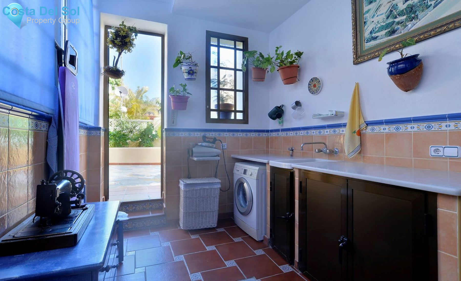 Detached Villa in Marbella-1205067