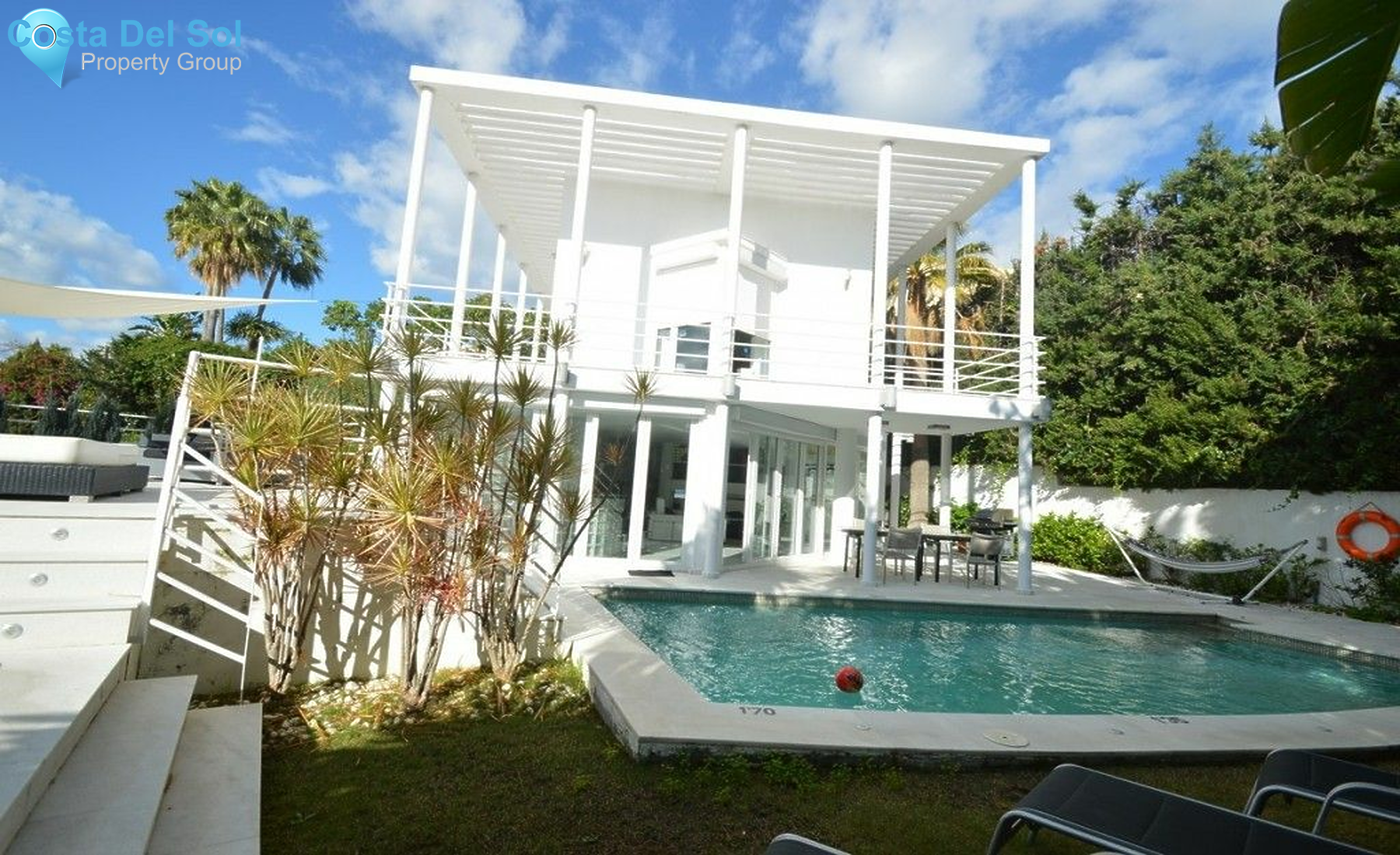 Detached Villa in Marbella-1223342