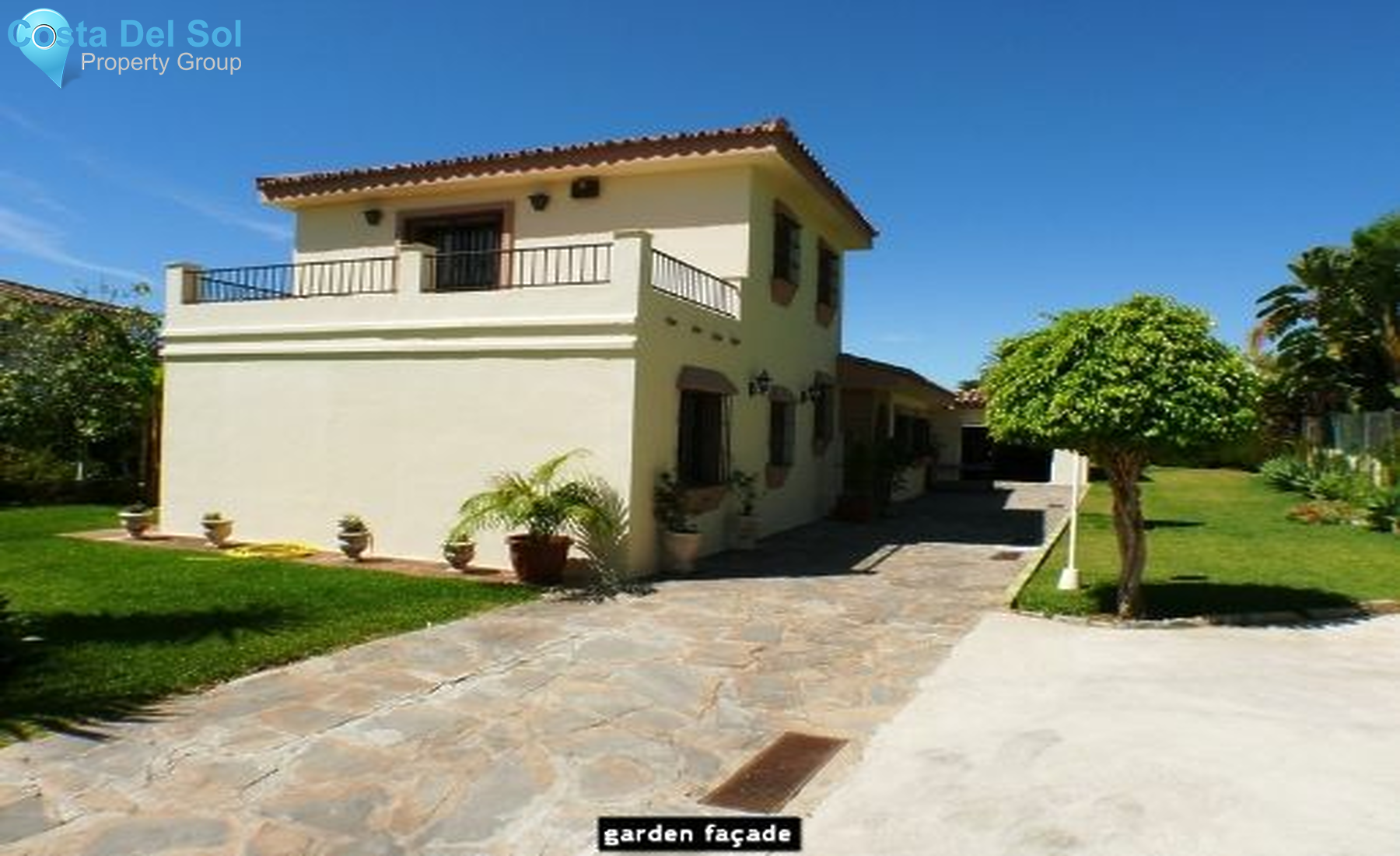Detached Villa in Marbella-1228673