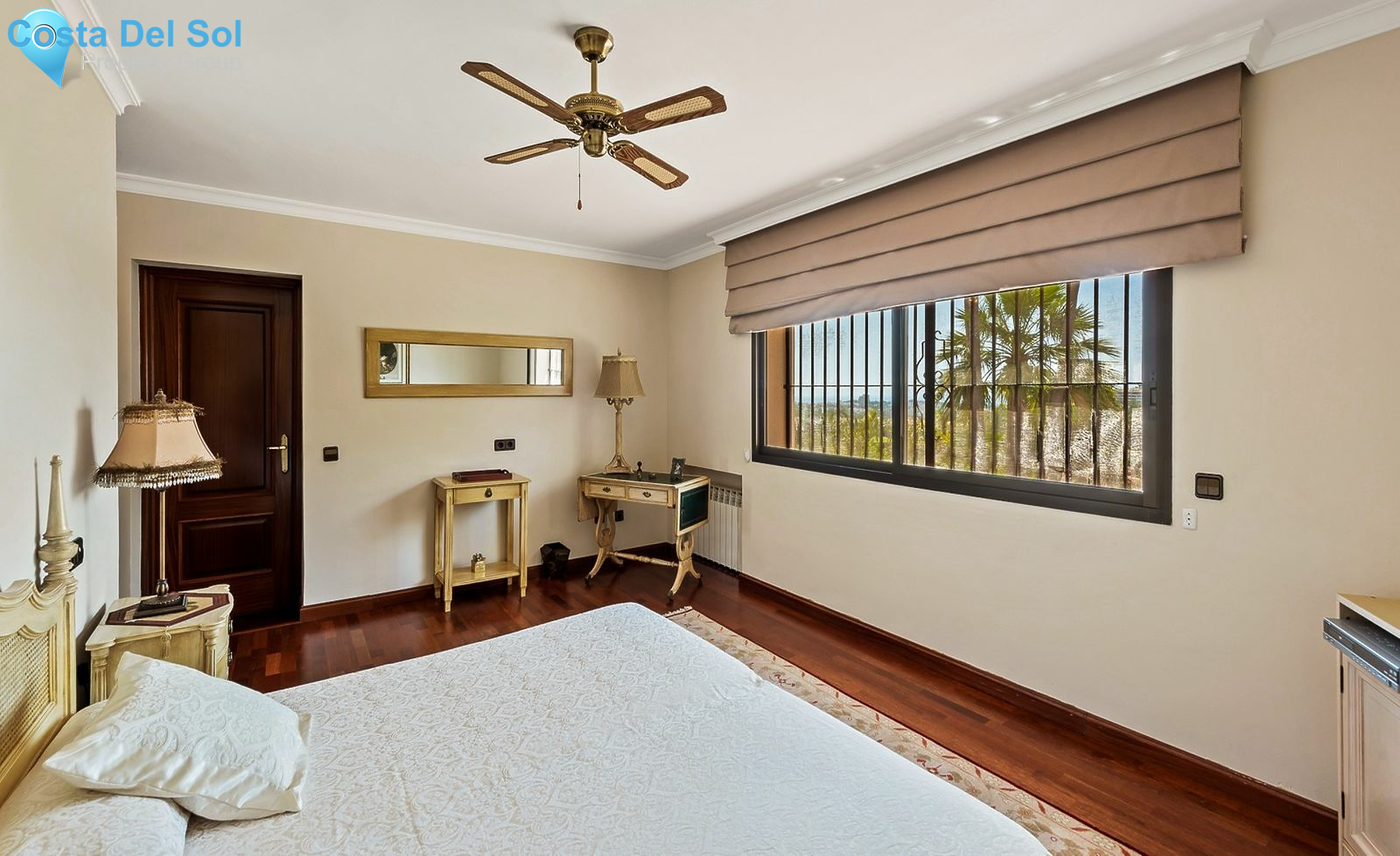 Detached Villa in Marbella-1447440