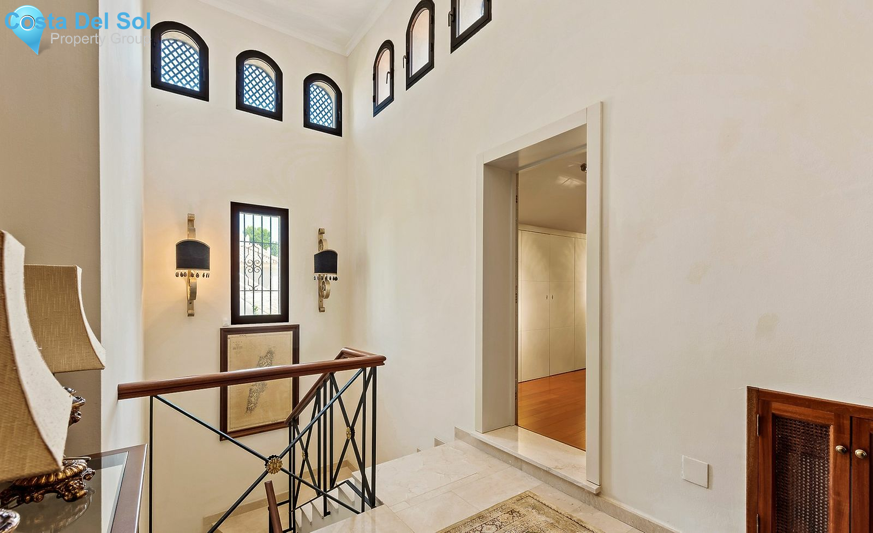 Detached Villa in Marbella-1447442