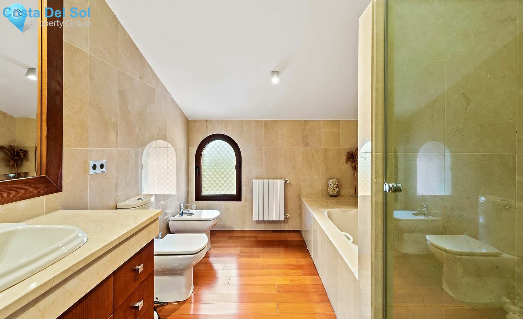 Detached Villa in Marbella-1447435
