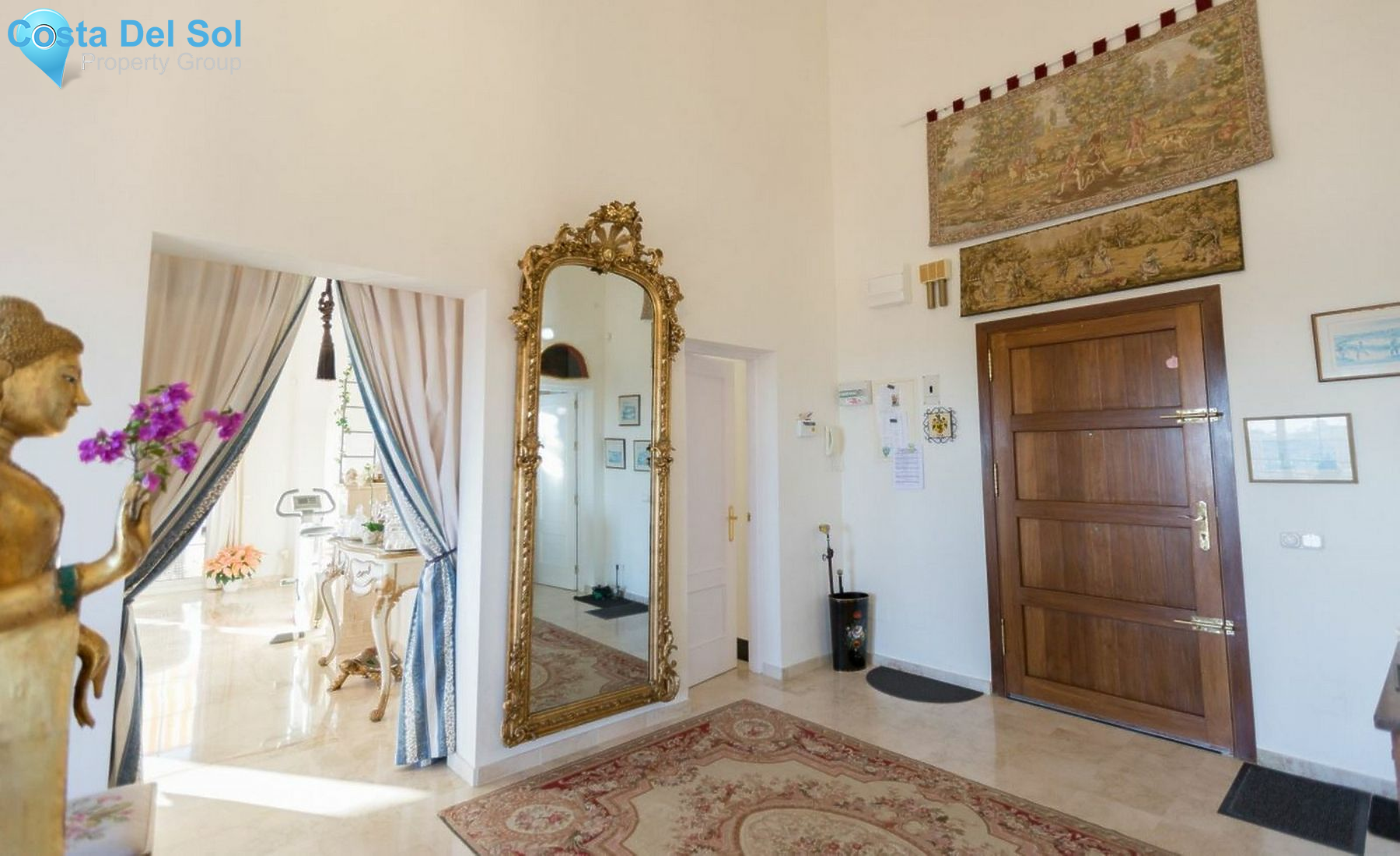Detached Villa in Marbella-1483979