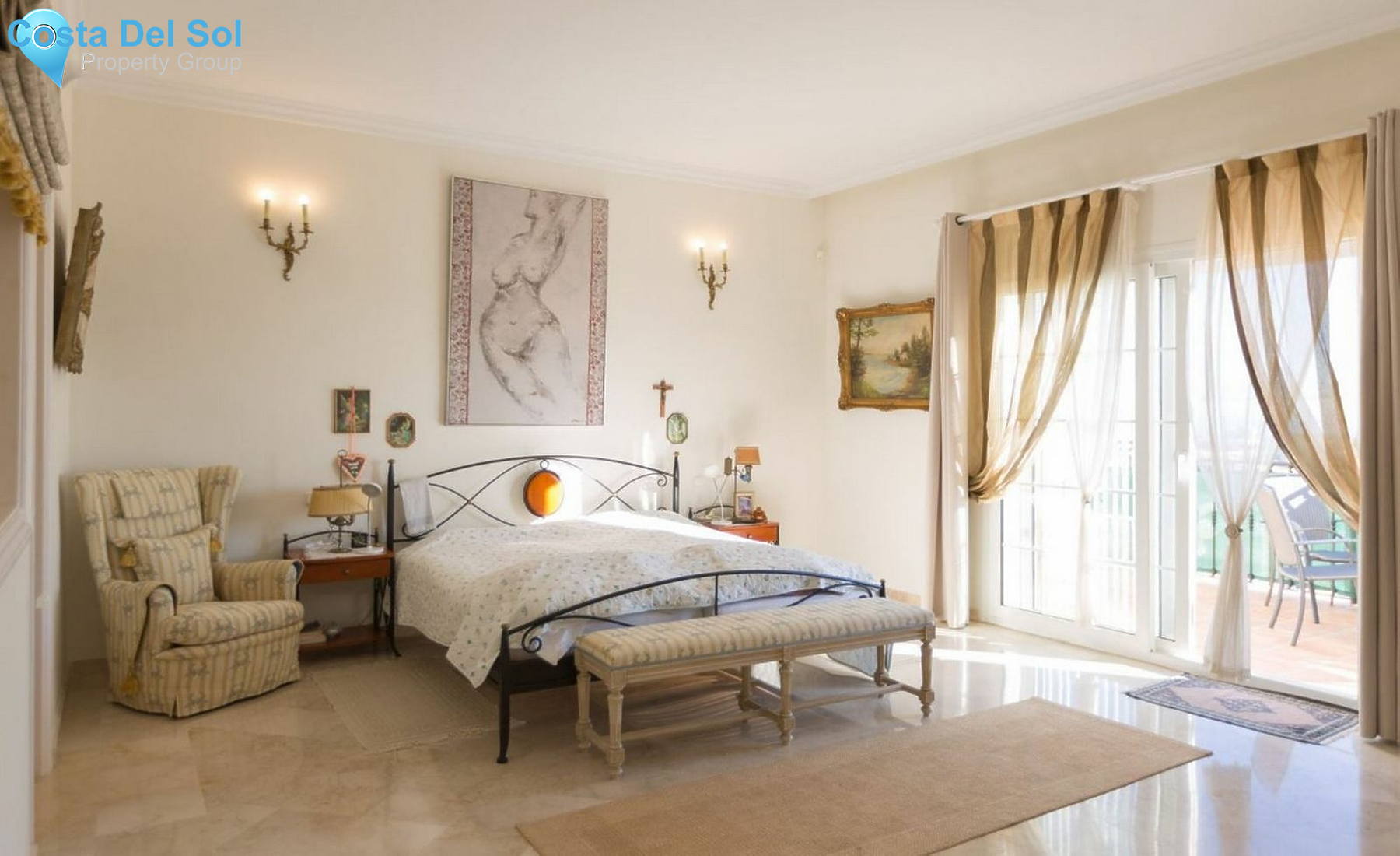 Detached Villa in Marbella-1483970