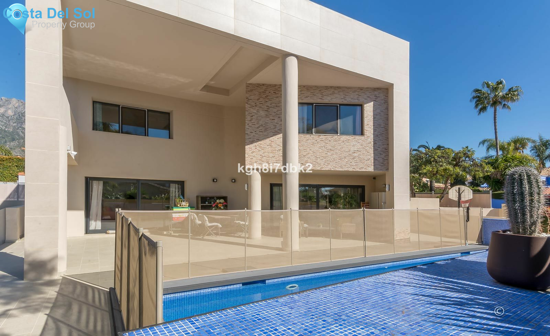 Detached Villa in Marbella