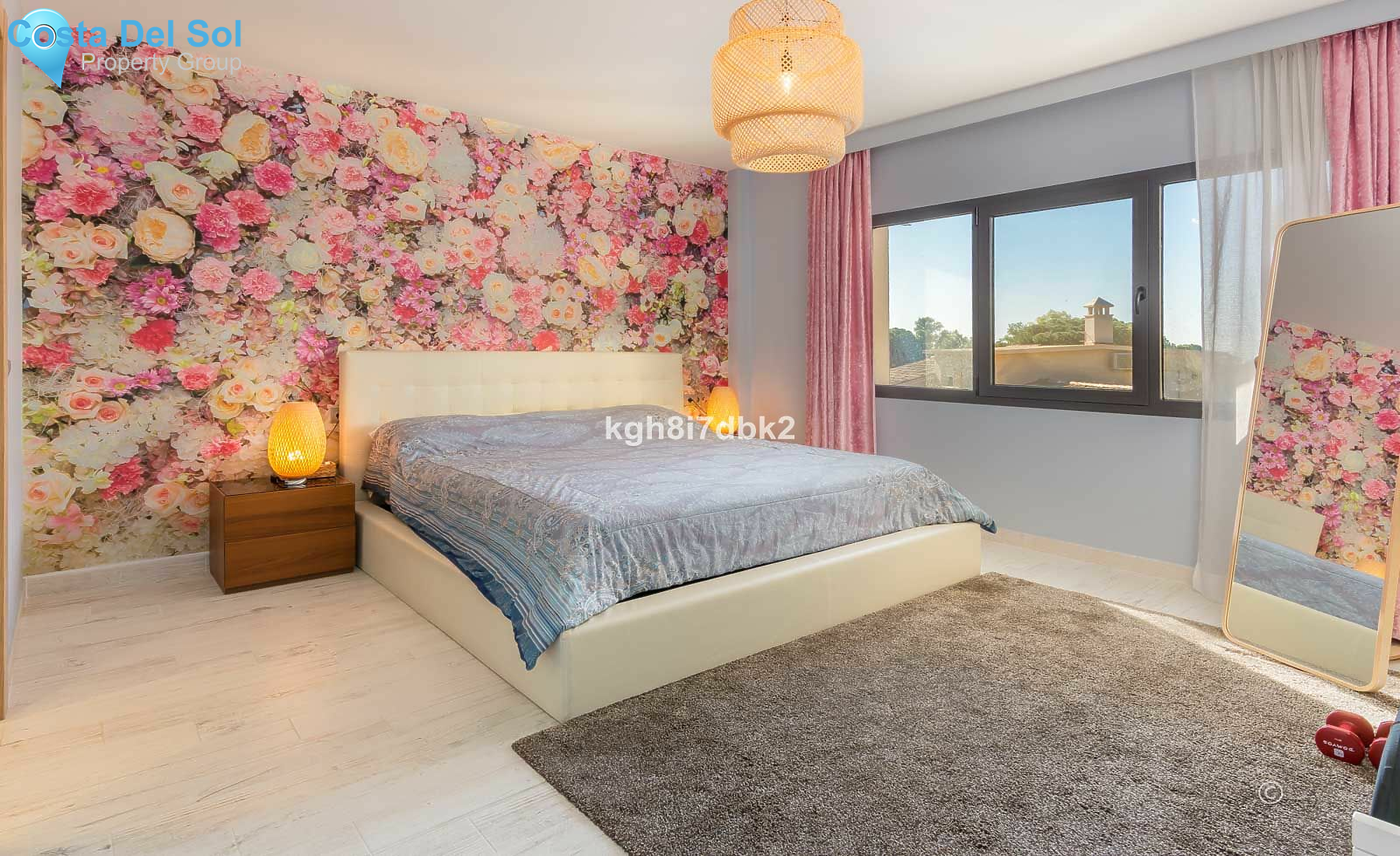 Detached Villa in Marbella-1491527
