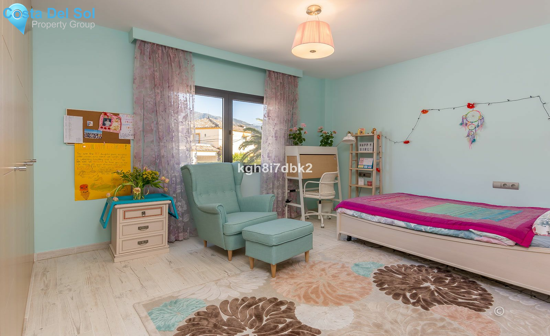 Detached Villa in Marbella-1491529